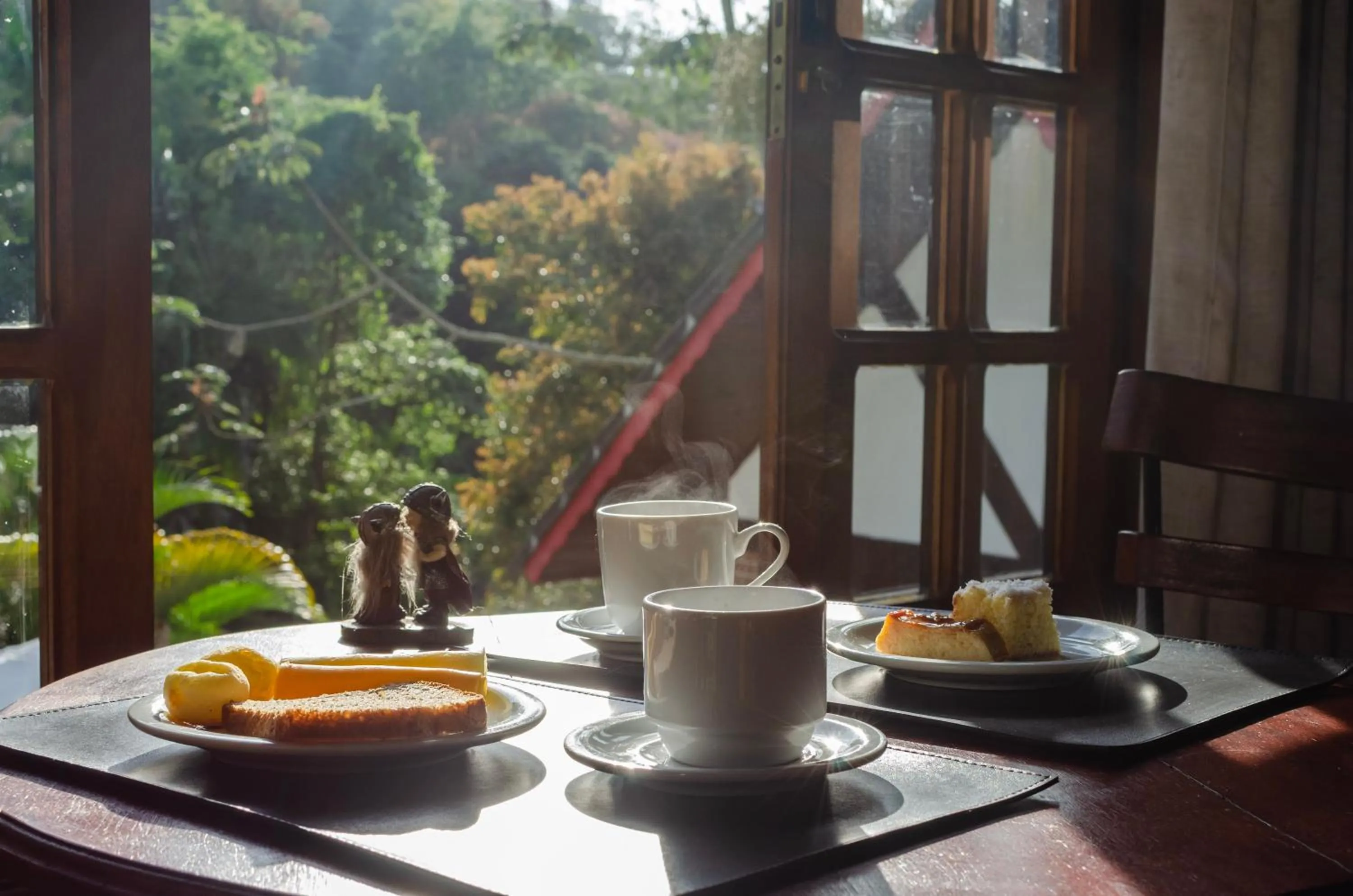 Breakfast in Pousada Viking Penedo