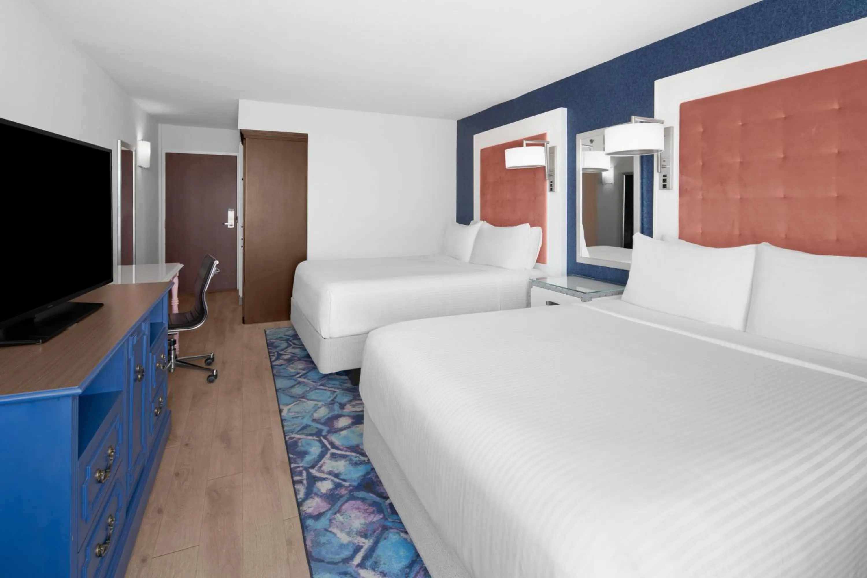 Bedroom, Bed in Hotel Indigo Mount Pleasant by IHG