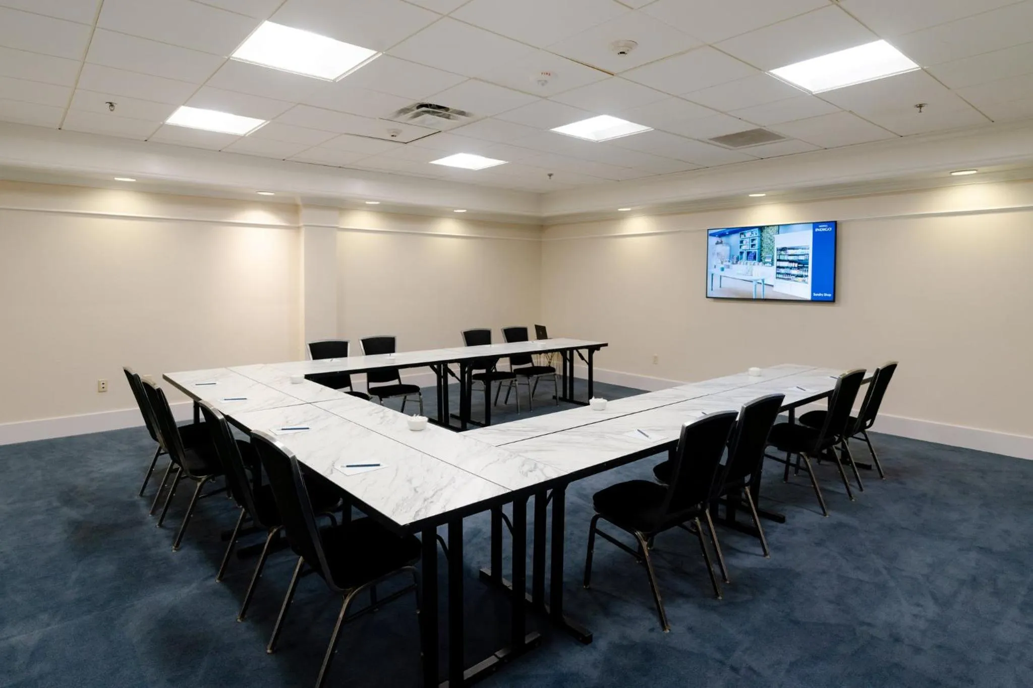 Meeting/conference room in Hotel Indigo Mount Pleasant by IHG
