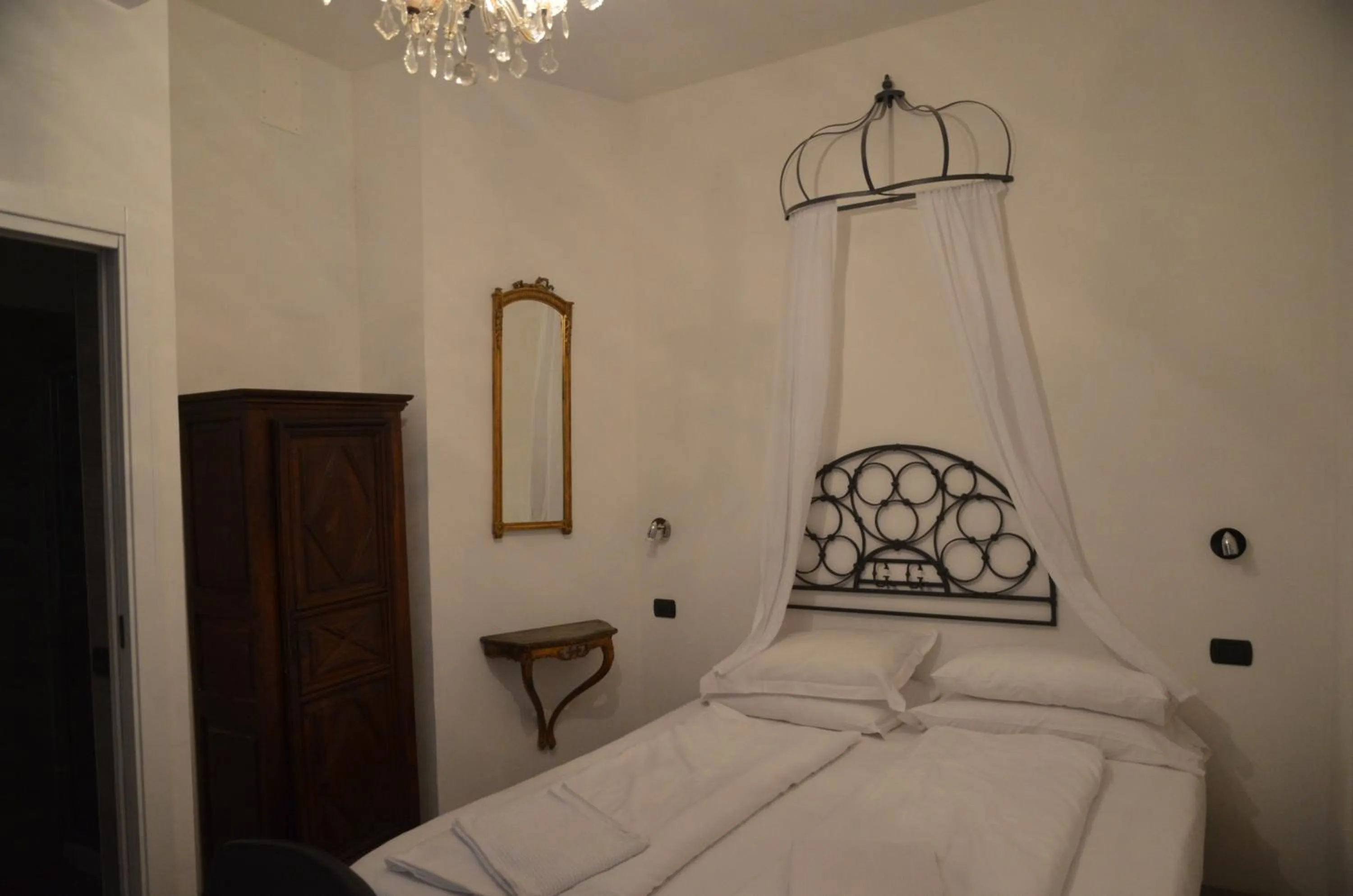 Bed in B&B La Loggia Del Castello