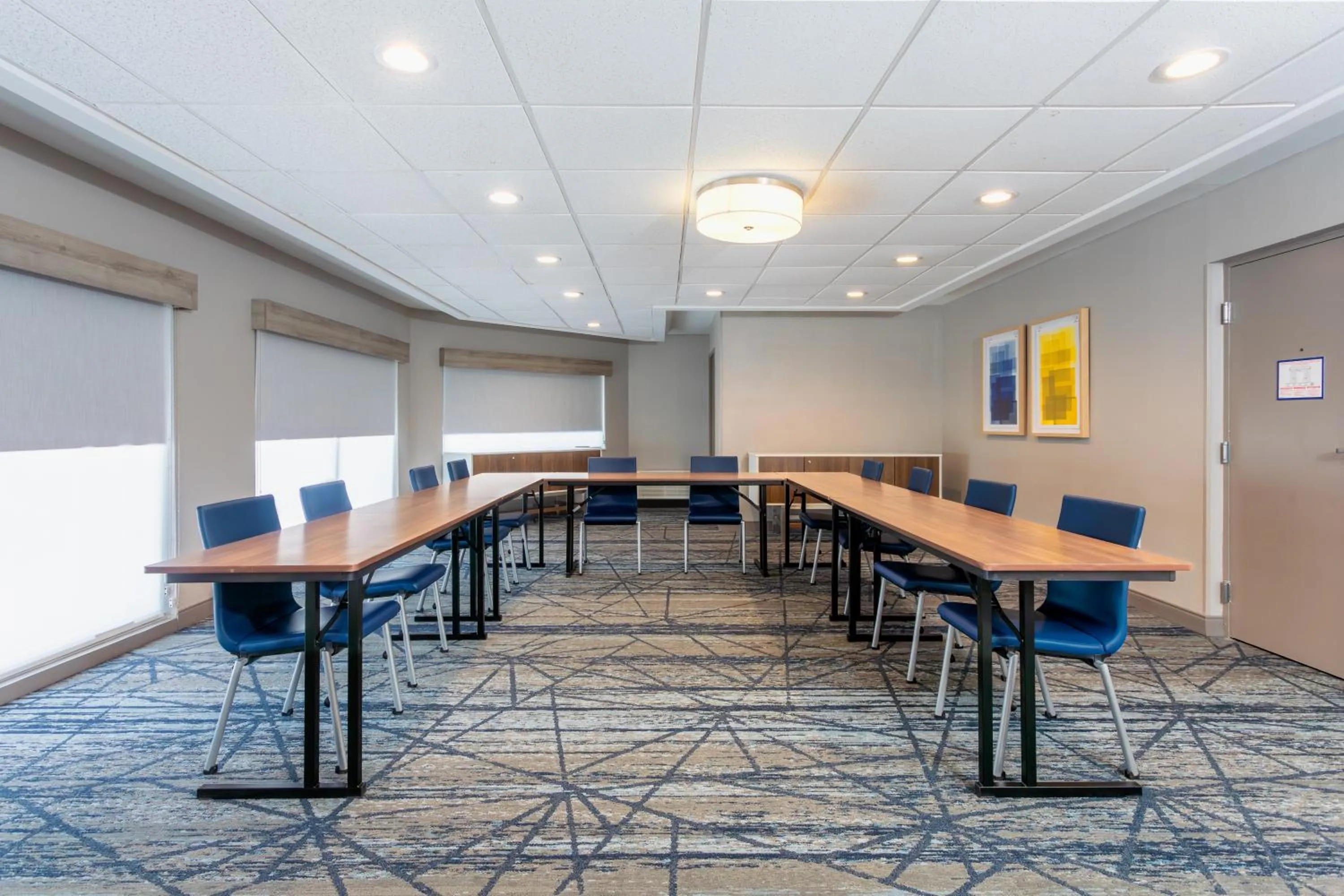 Meeting/conference room in Holiday Inn Express Hotel Clearwater East - ICOT Center by IHG
