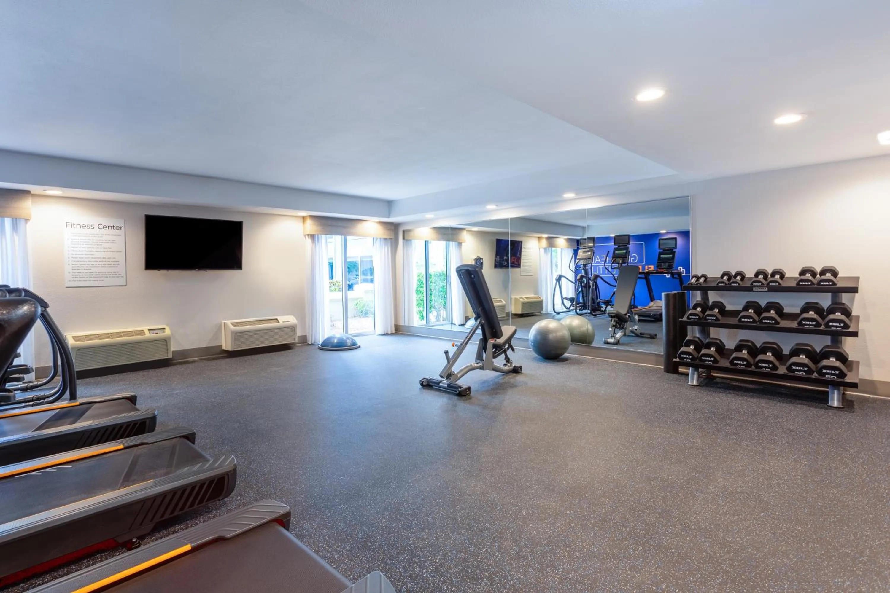 Fitness centre/facilities in Holiday Inn Express Hotel Clearwater East - ICOT Center by IHG