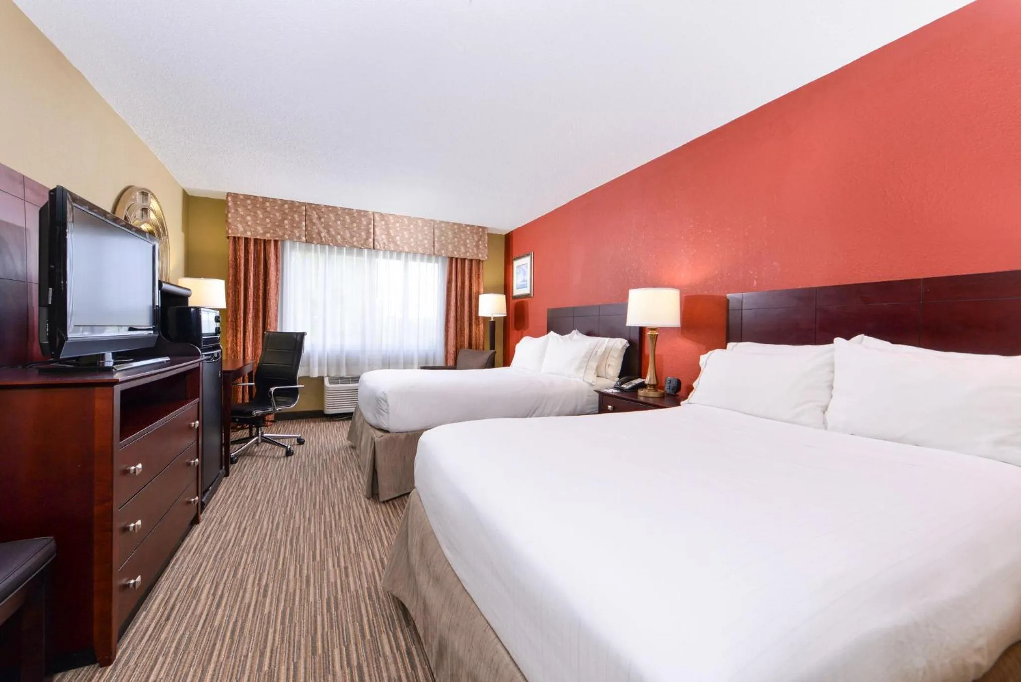 Photo of the whole room, Bed in Holiday Inn Express Hotel Clearwater East - ICOT Center by IHG