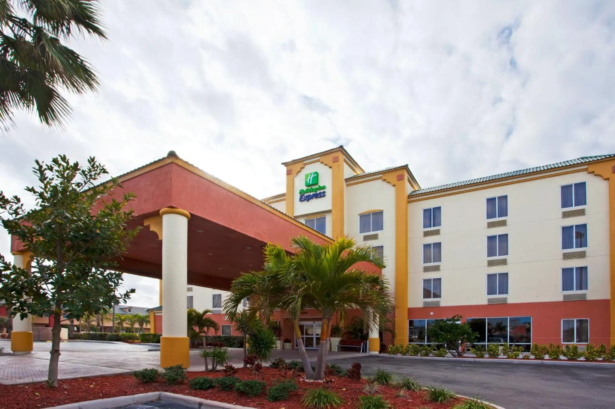 Property building in Holiday Inn Express Hotel & Suites Cocoa Beach by IHG