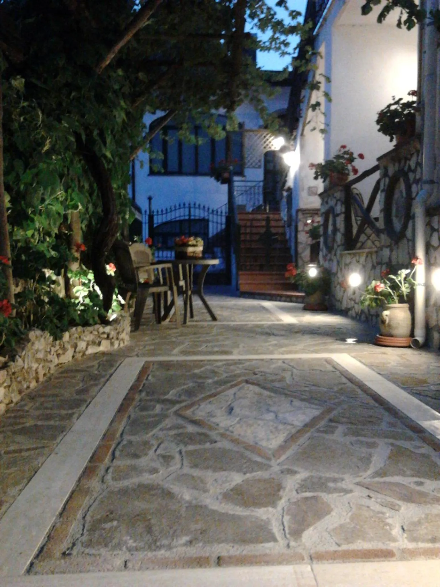 Facade/entrance in Residenza Antico Borgo del Pozzo
