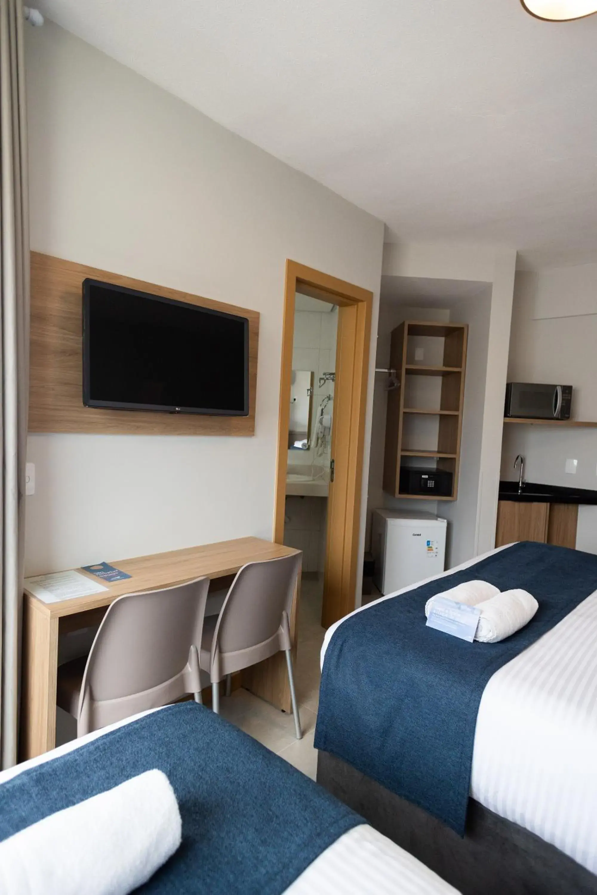 Photo of the whole room, Bed in Luísa Studio Hotel Photo of the whole room, Bed in Luísa Studio Hotel