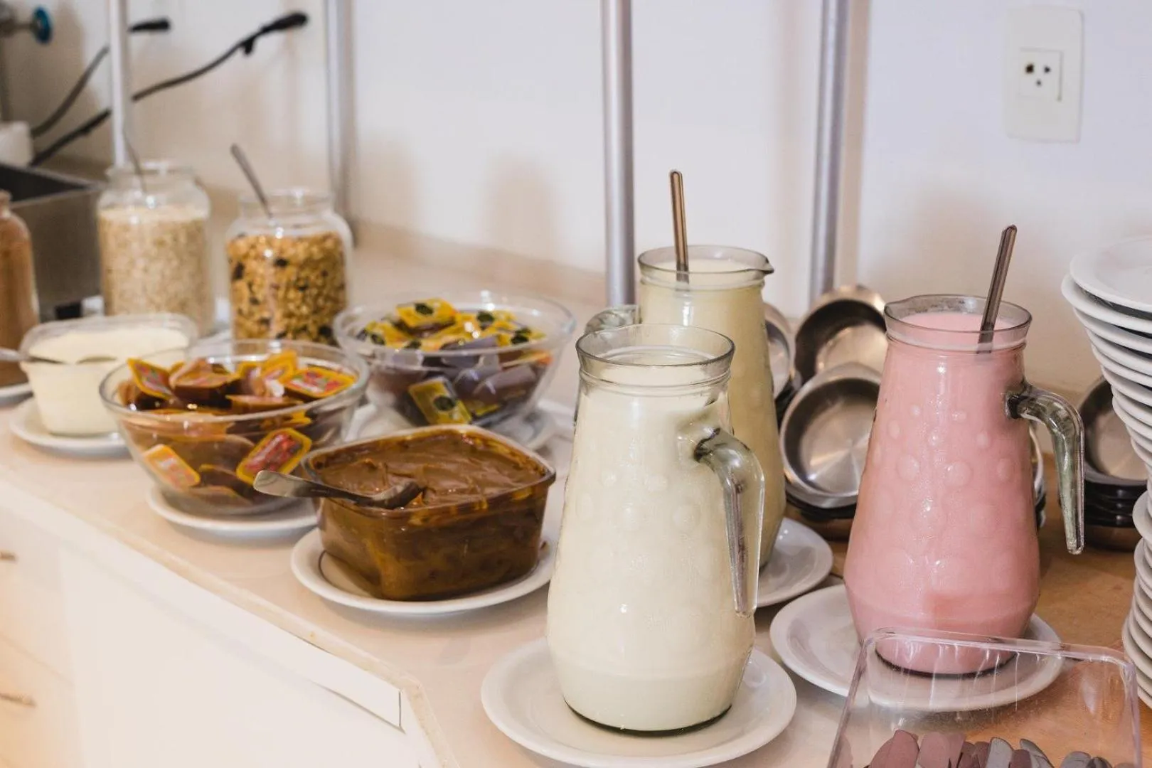 Breakfast in Luísa Studio Hotel