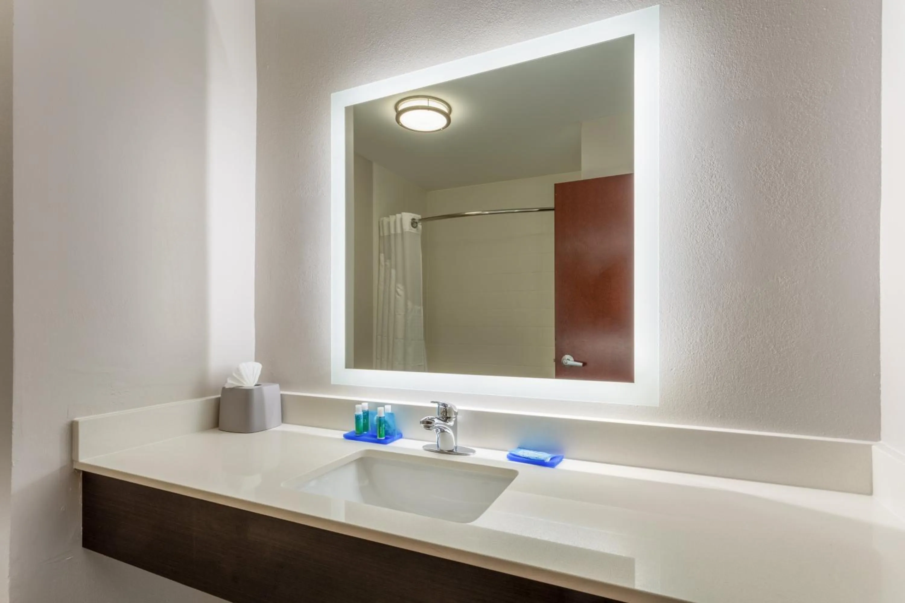Bathroom in Holiday Inn Express Arrowood by IHG