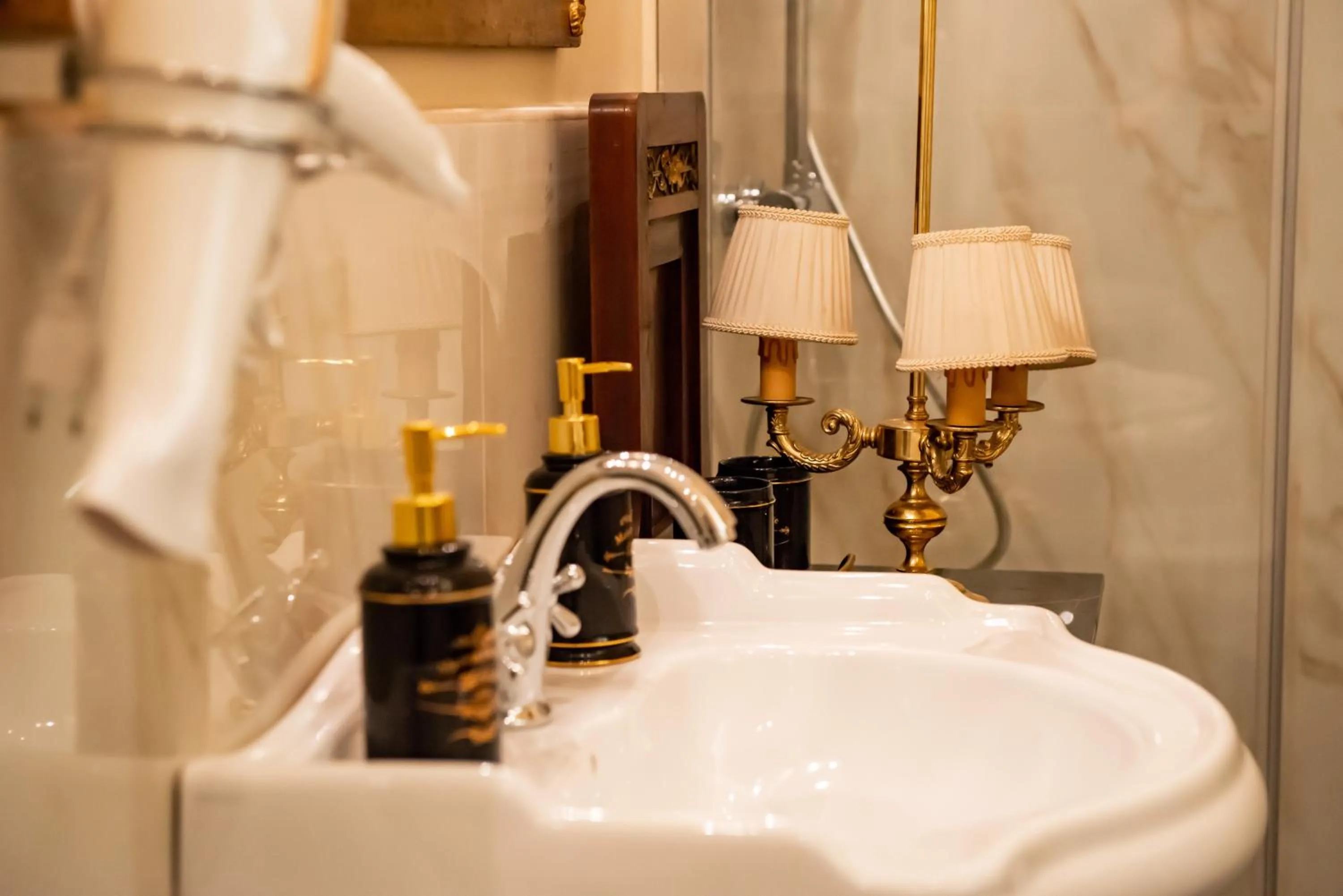 Bathroom in Casa Isabella B&B