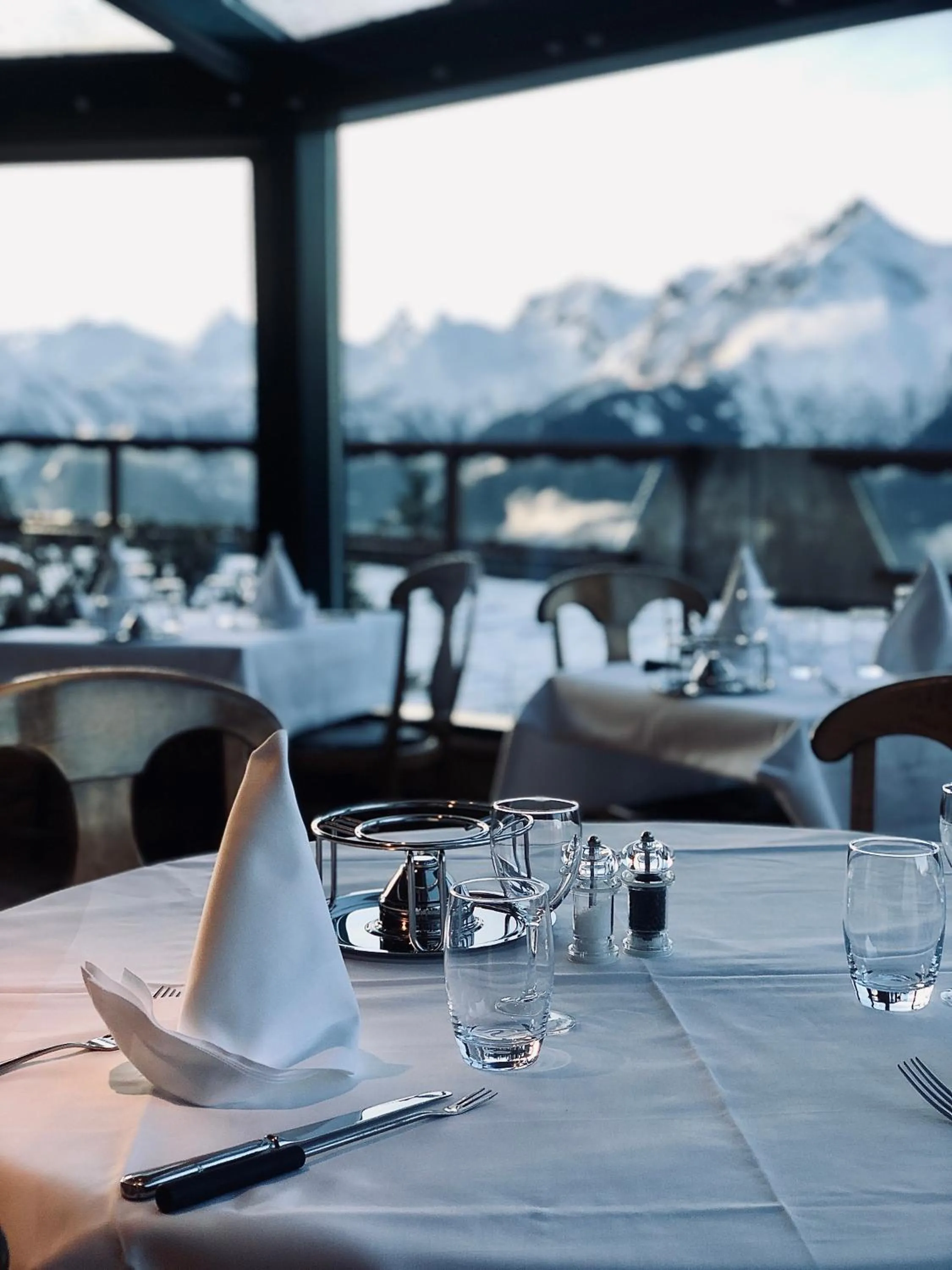 Restaurant/places to eat in Hôtel Chalet Royal