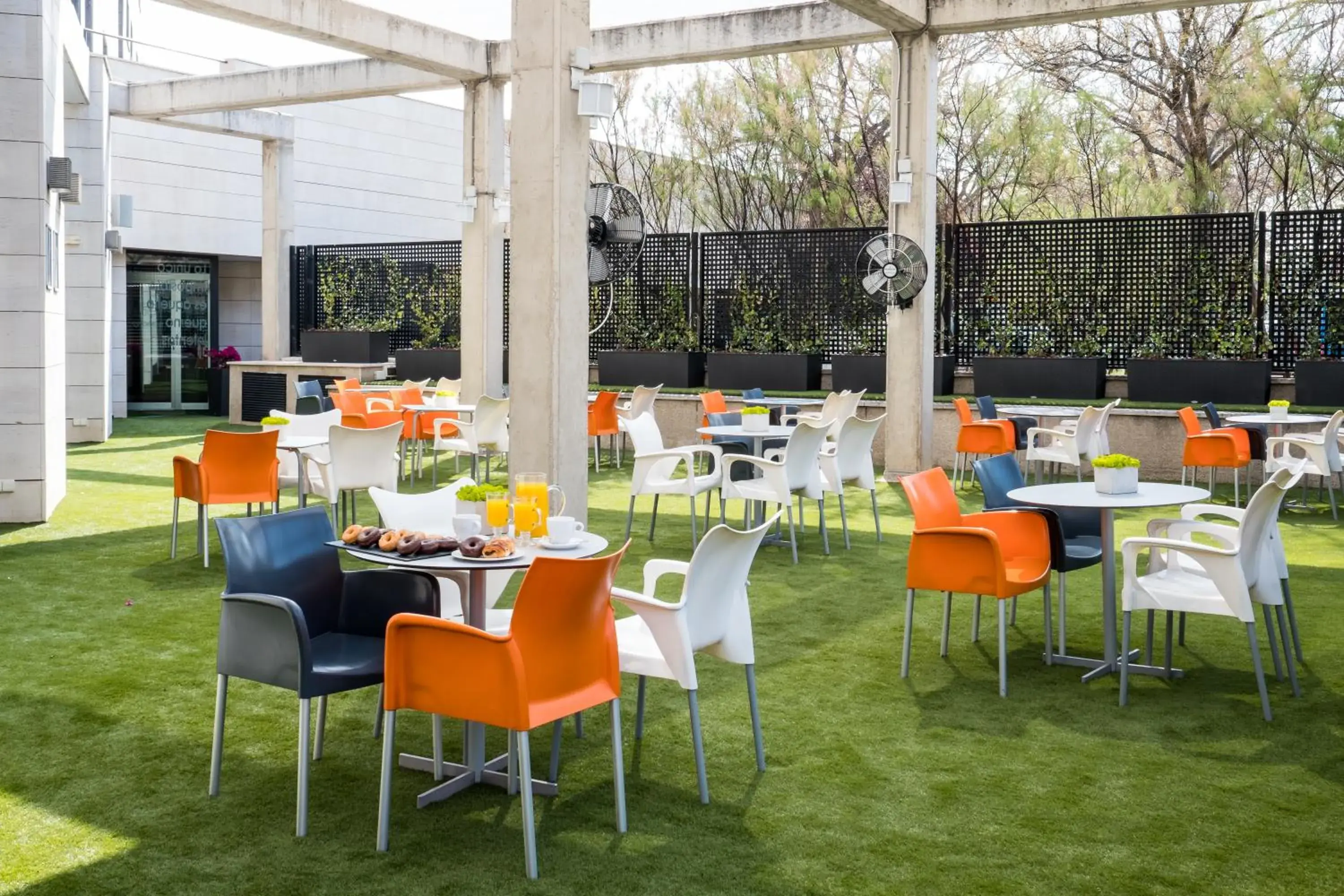 View (from property/room) in TaCH Madrid Airport View (from property/room) in TaCH Madrid Airport