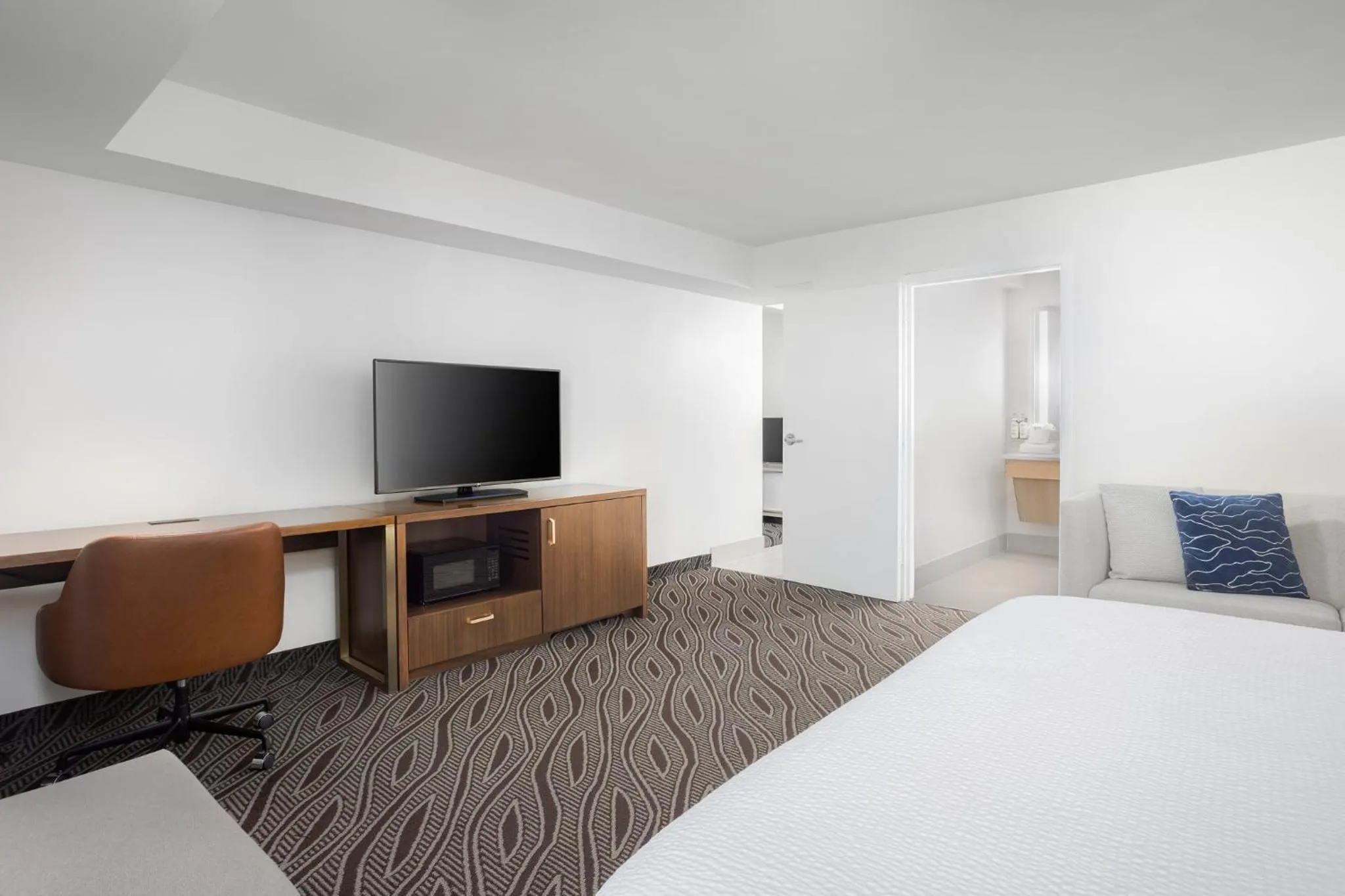 Photo of the whole room, Bed in Holiday Inn Resort Oceanfront at Surfside Beach by IHG