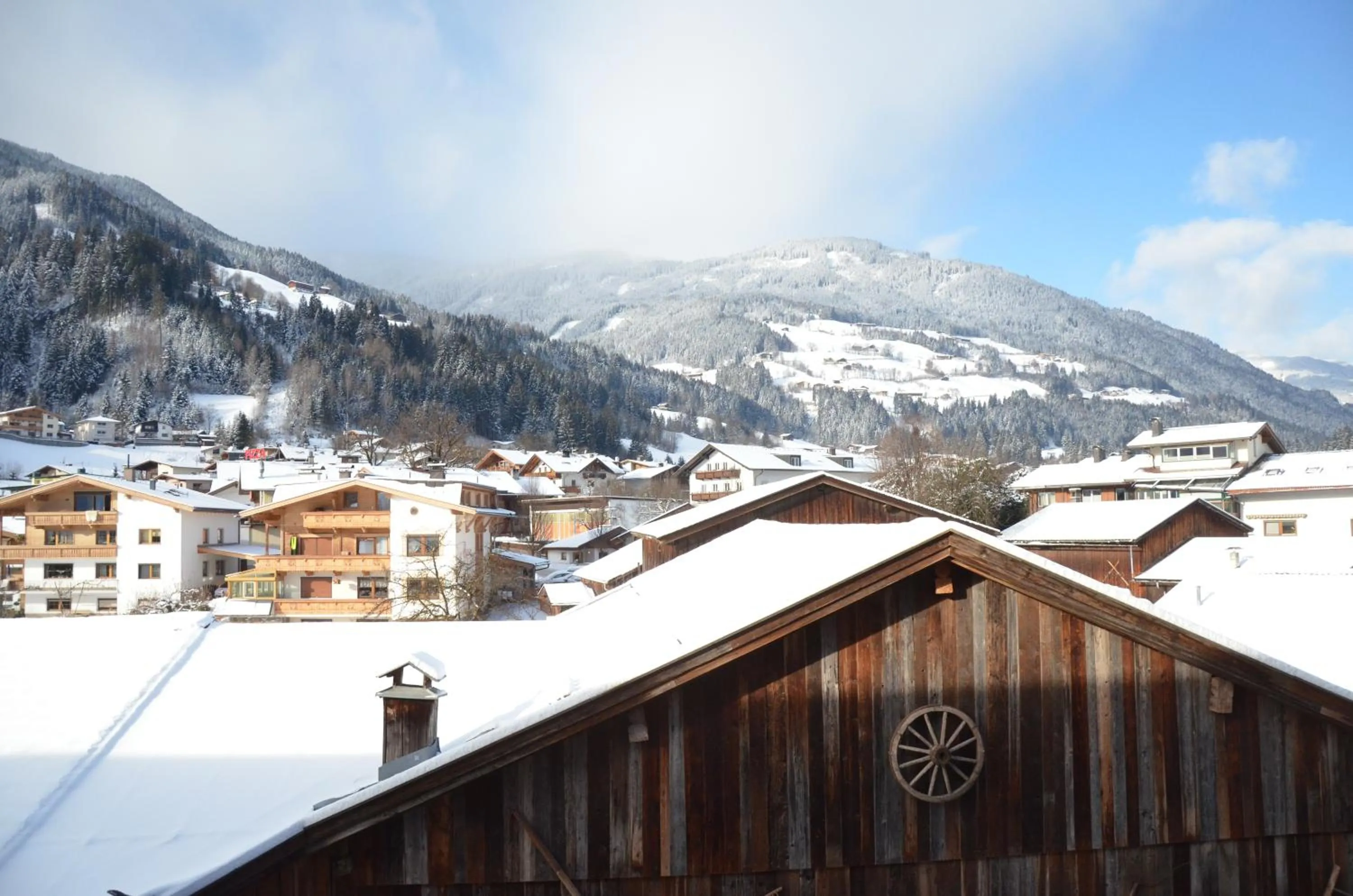 Mountain view in Aparthotel AlpTirol