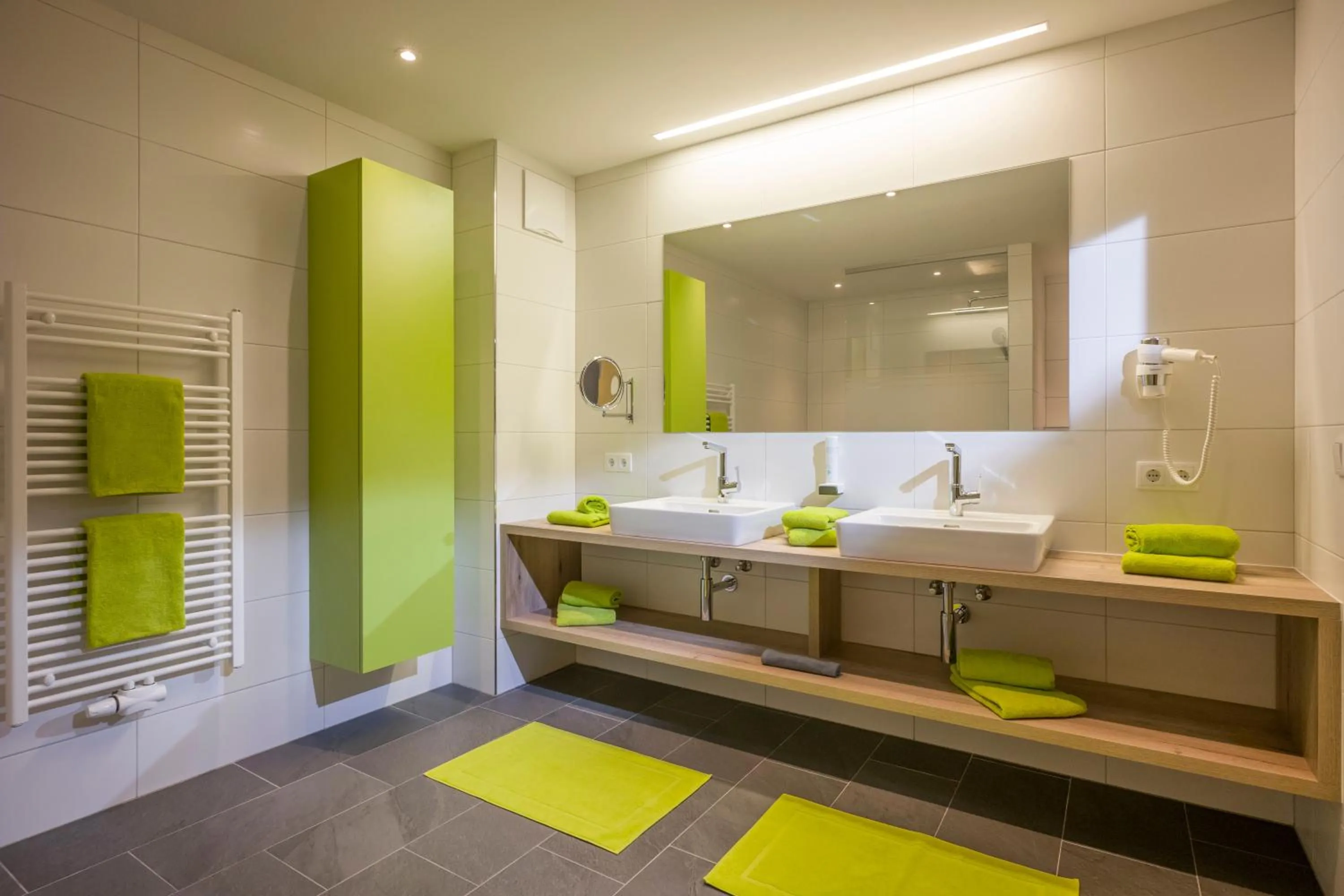 Bathroom in Aparthotel AlpTirol