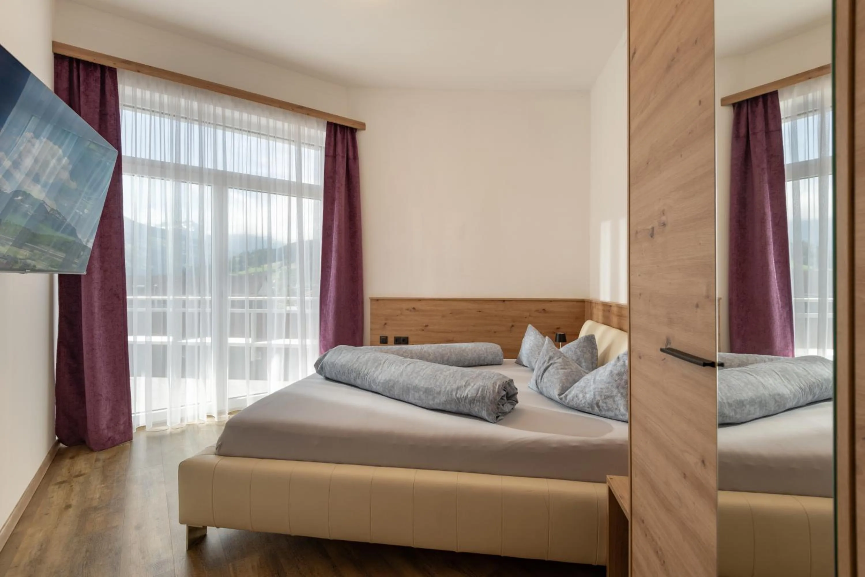 Bedroom, Bed in Aparthotel AlpTirol