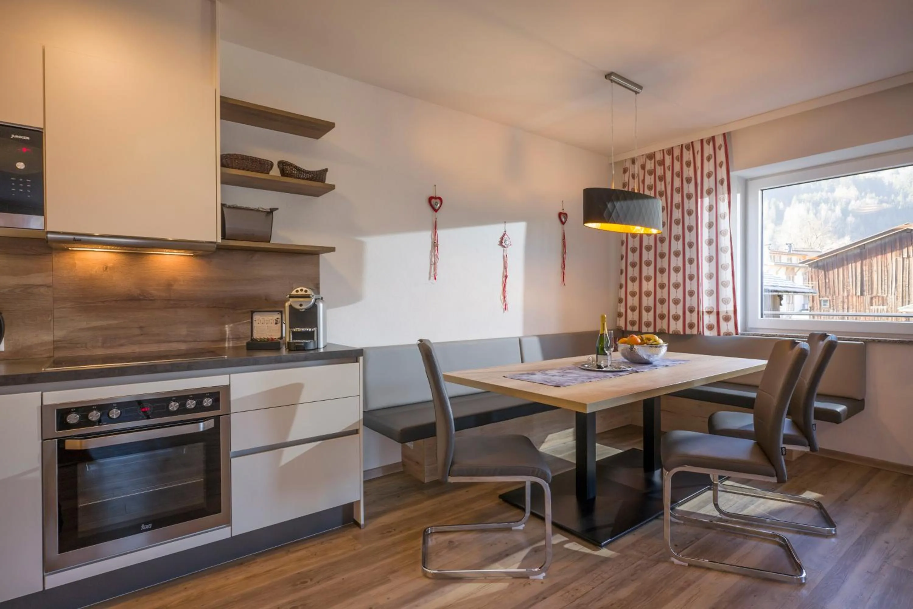 Dining area in Aparthotel AlpTirol