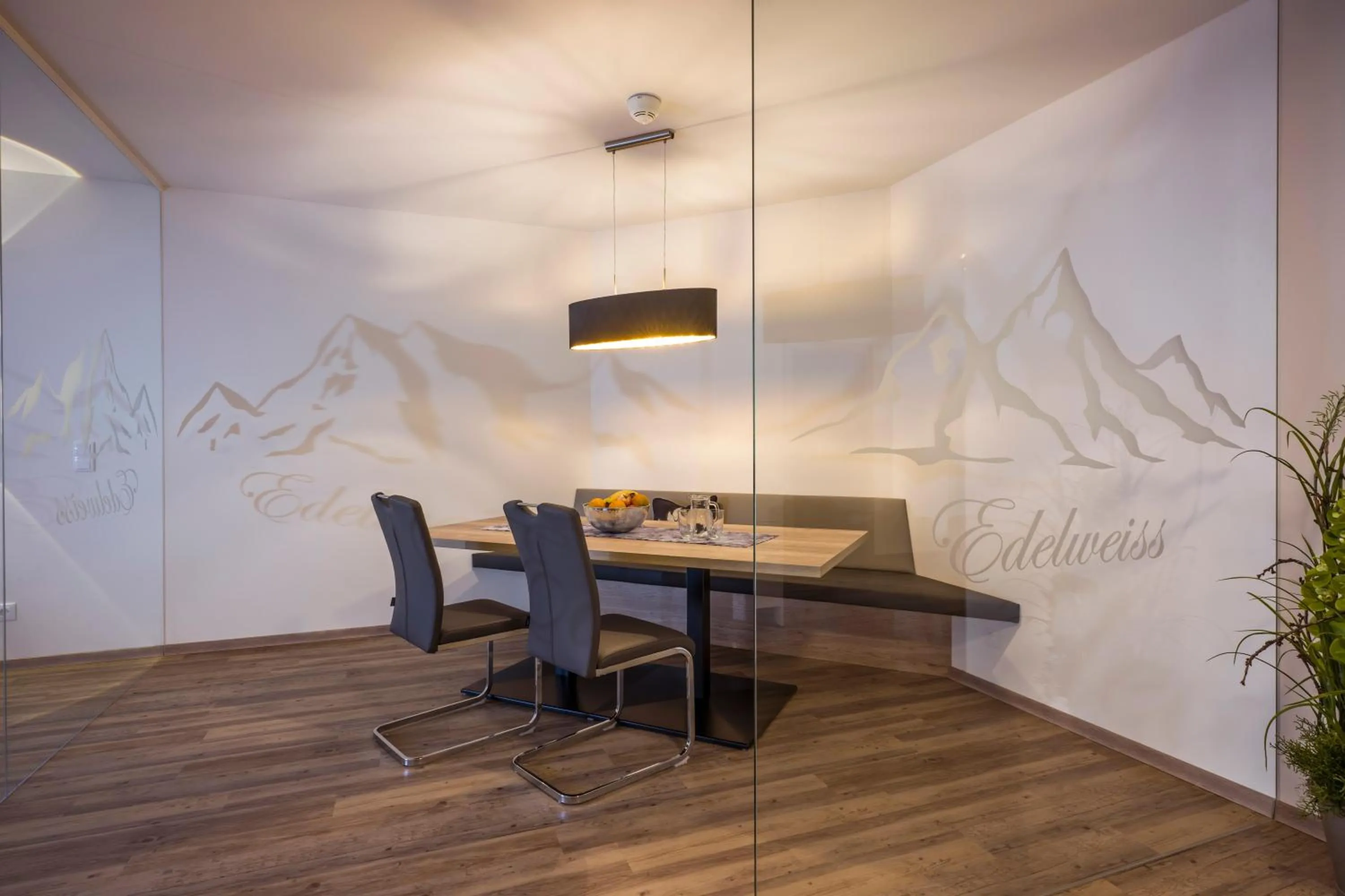 Dining area in Aparthotel AlpTirol