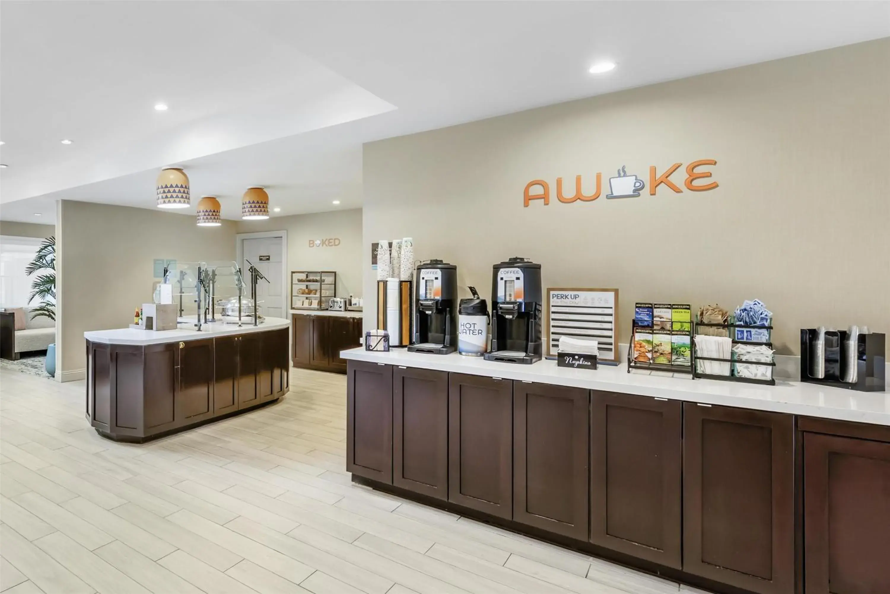 Breakfast in Sonesta ES Suites Chatsworth Breakfast in Sonesta ES Suites Chatsworth