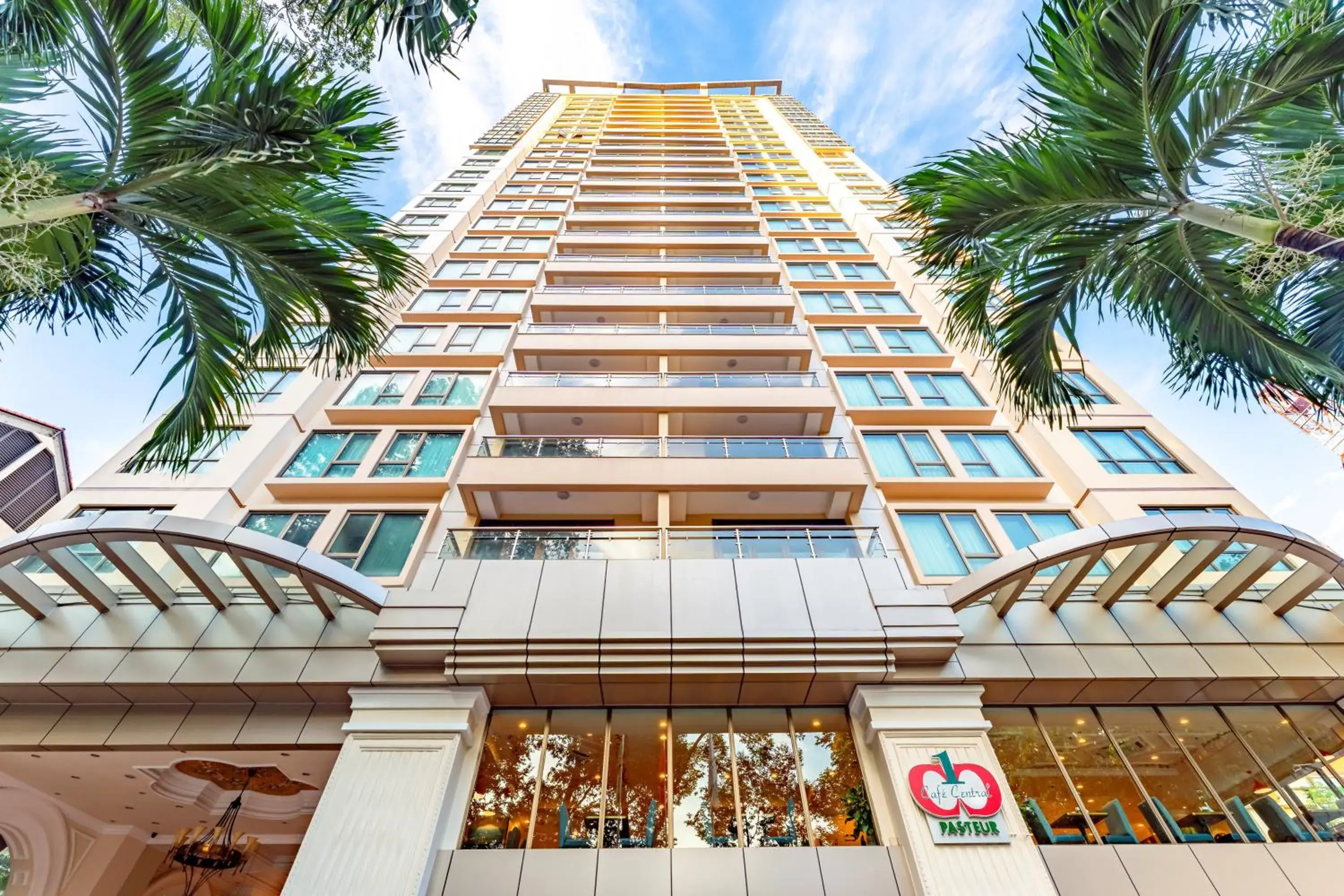 Property building in Sherwood Residence Property building in Sherwood Residence