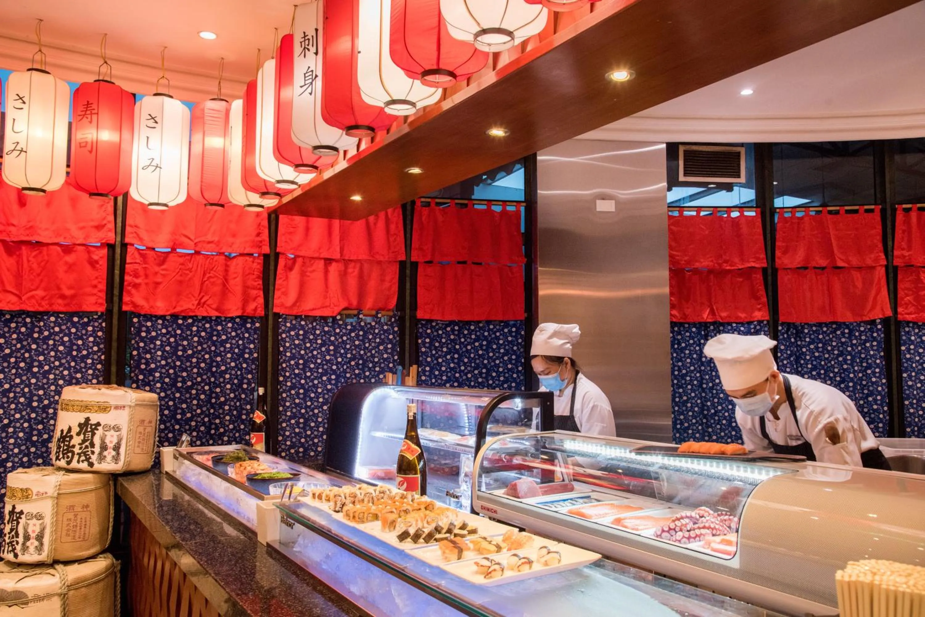 Restaurant/places to eat in Windsor Plaza Hotel