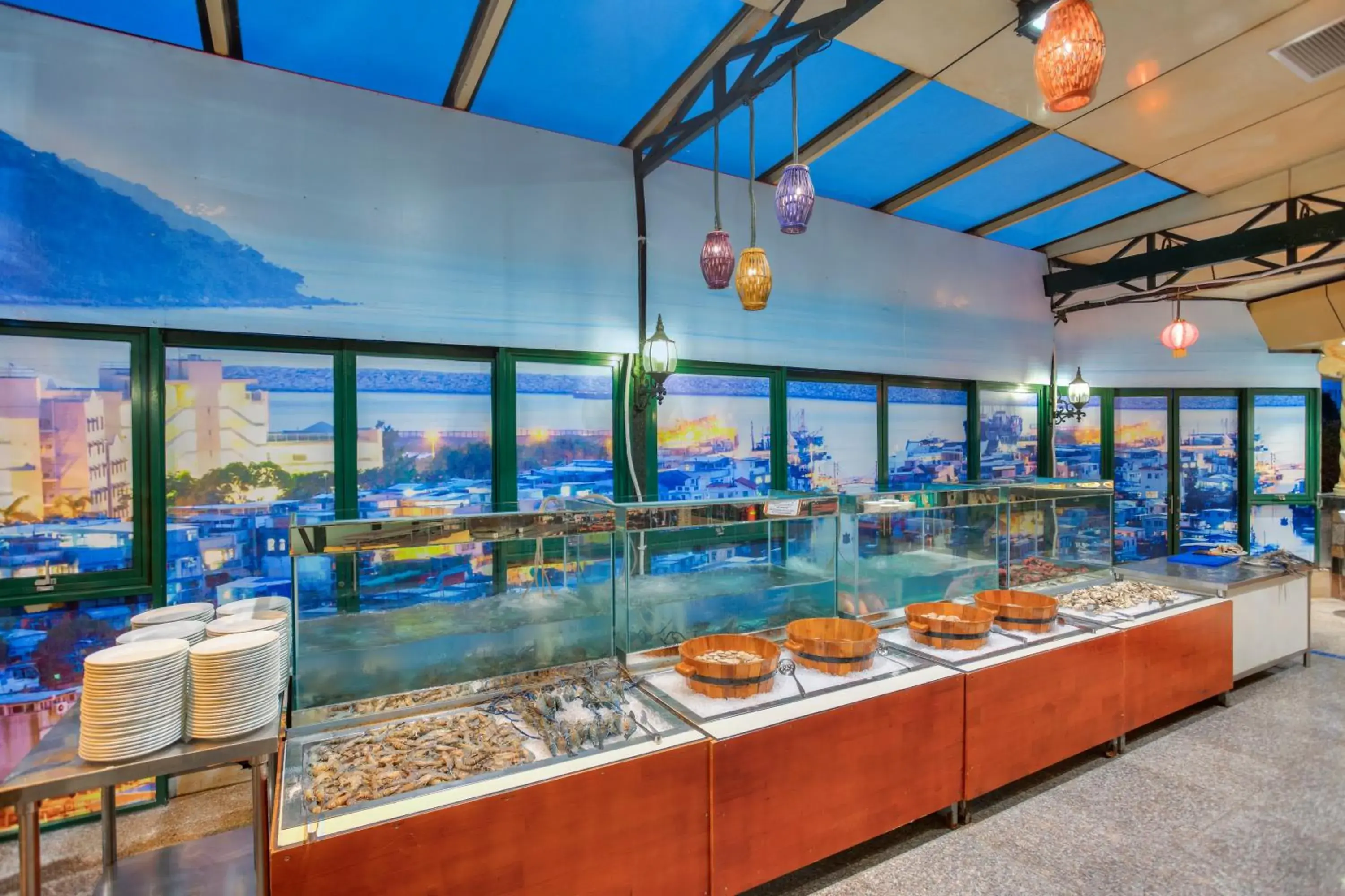 Restaurant/places to eat in Windsor Plaza Hotel Restaurant/places to eat in Windsor Plaza Hotel