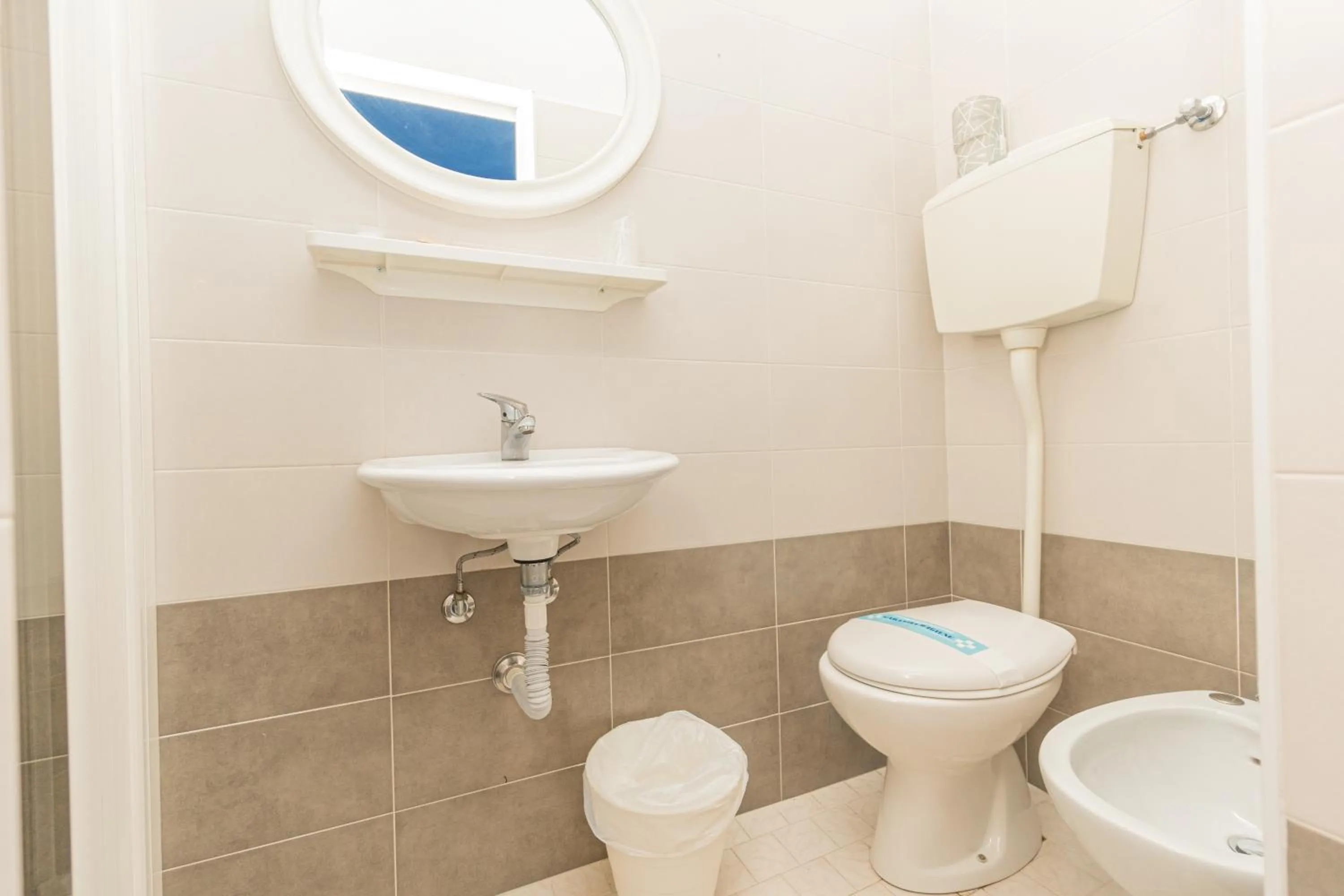 Bathroom in Hotel Arlino