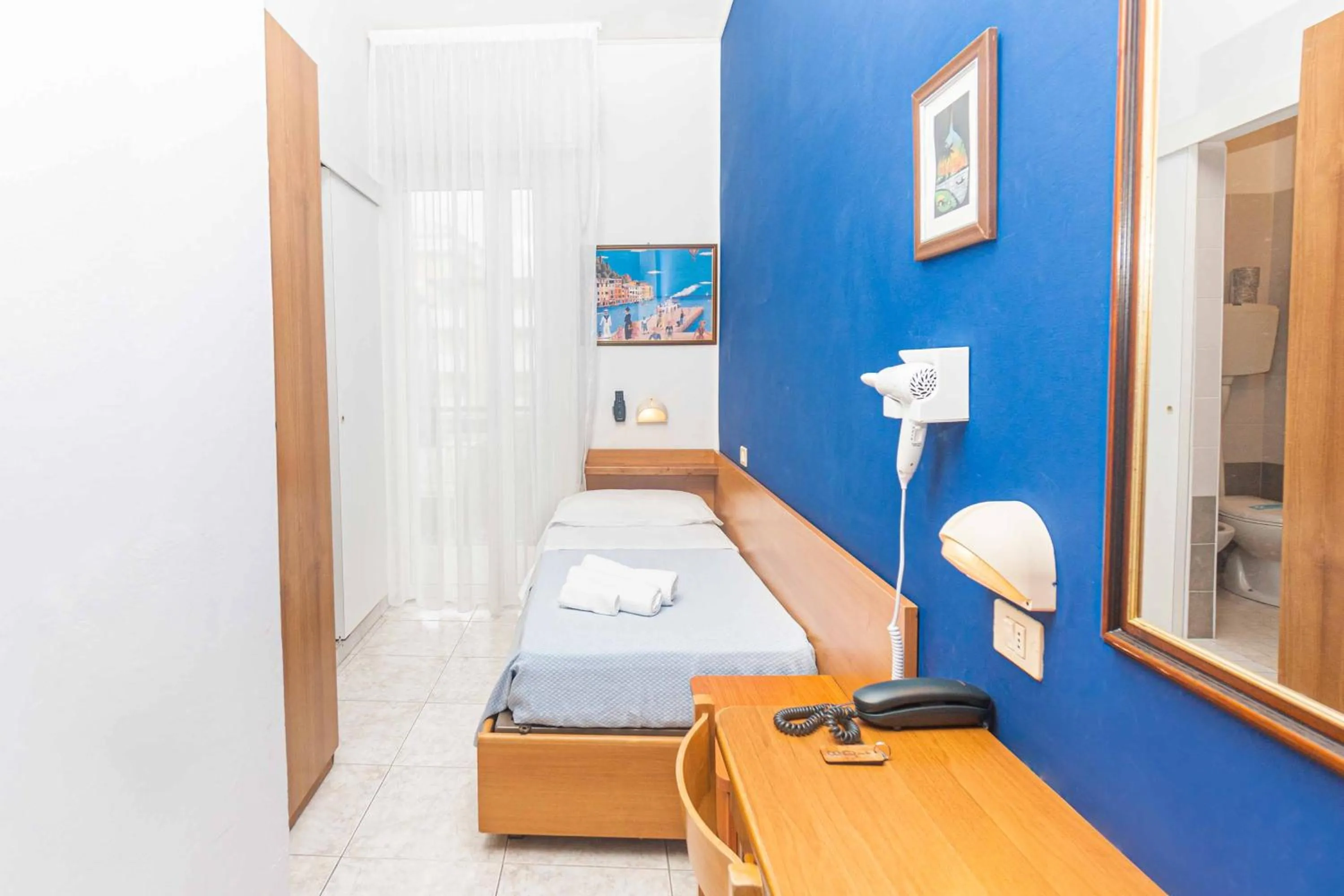 Photo of the whole room, Bed in Hotel Arlino