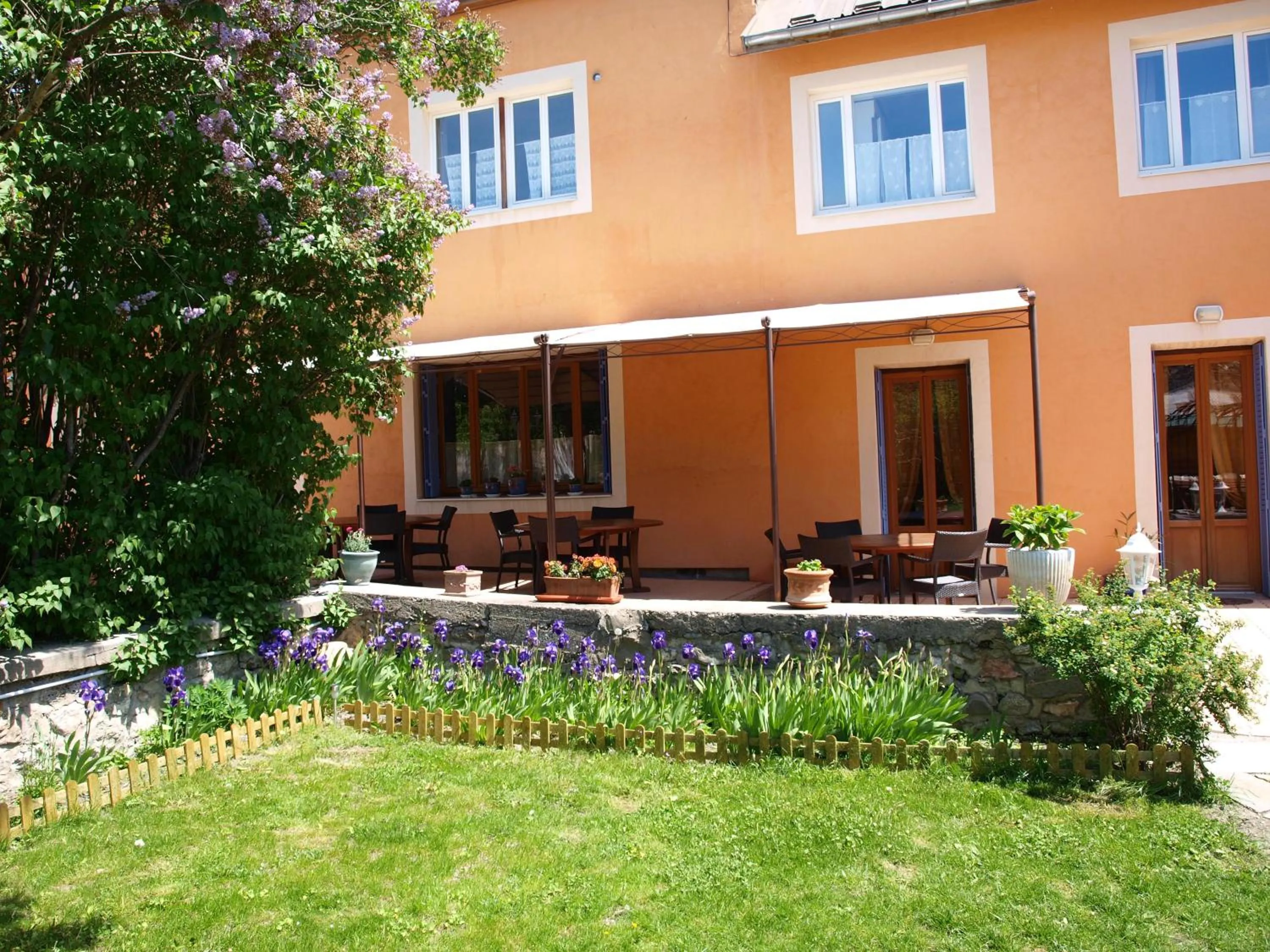 Garden in Auberge de L'Echauguette