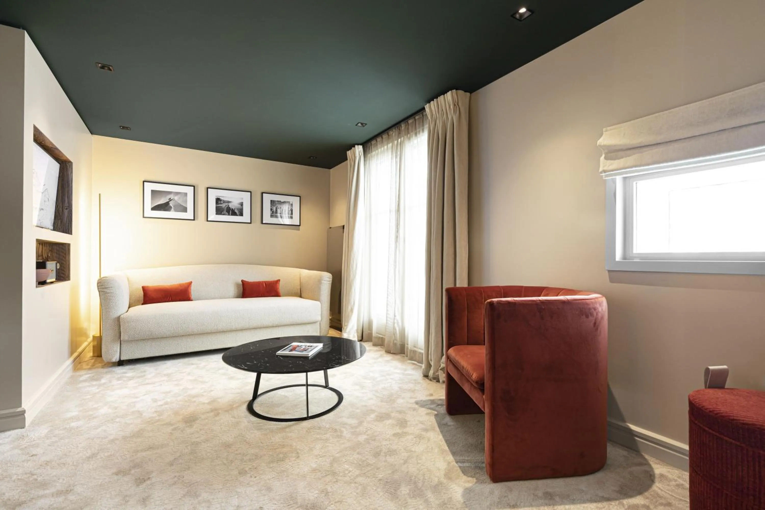 Living room in Hotel Le Chabichou