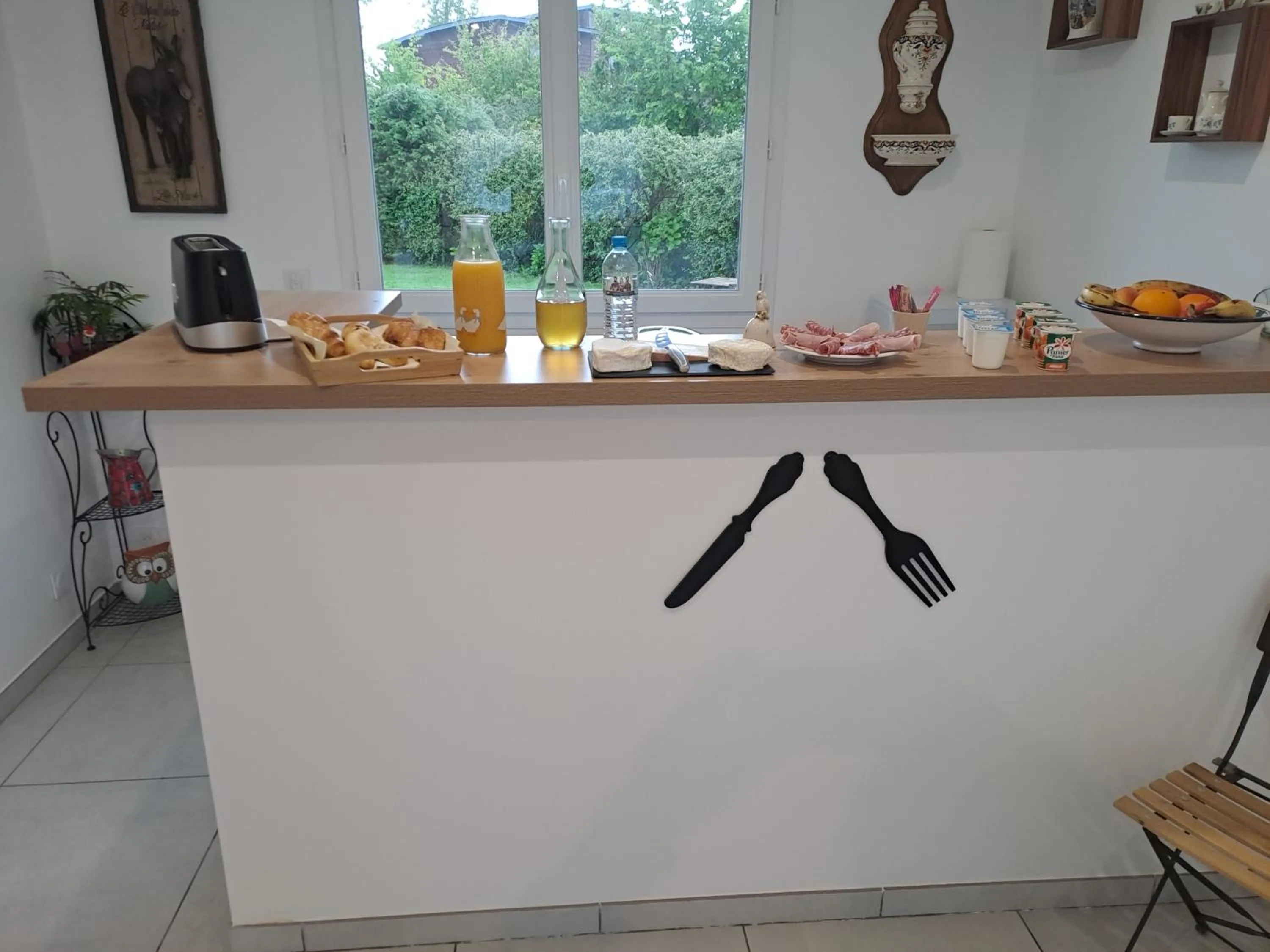 Breakfast in Les grandes Masures B&B