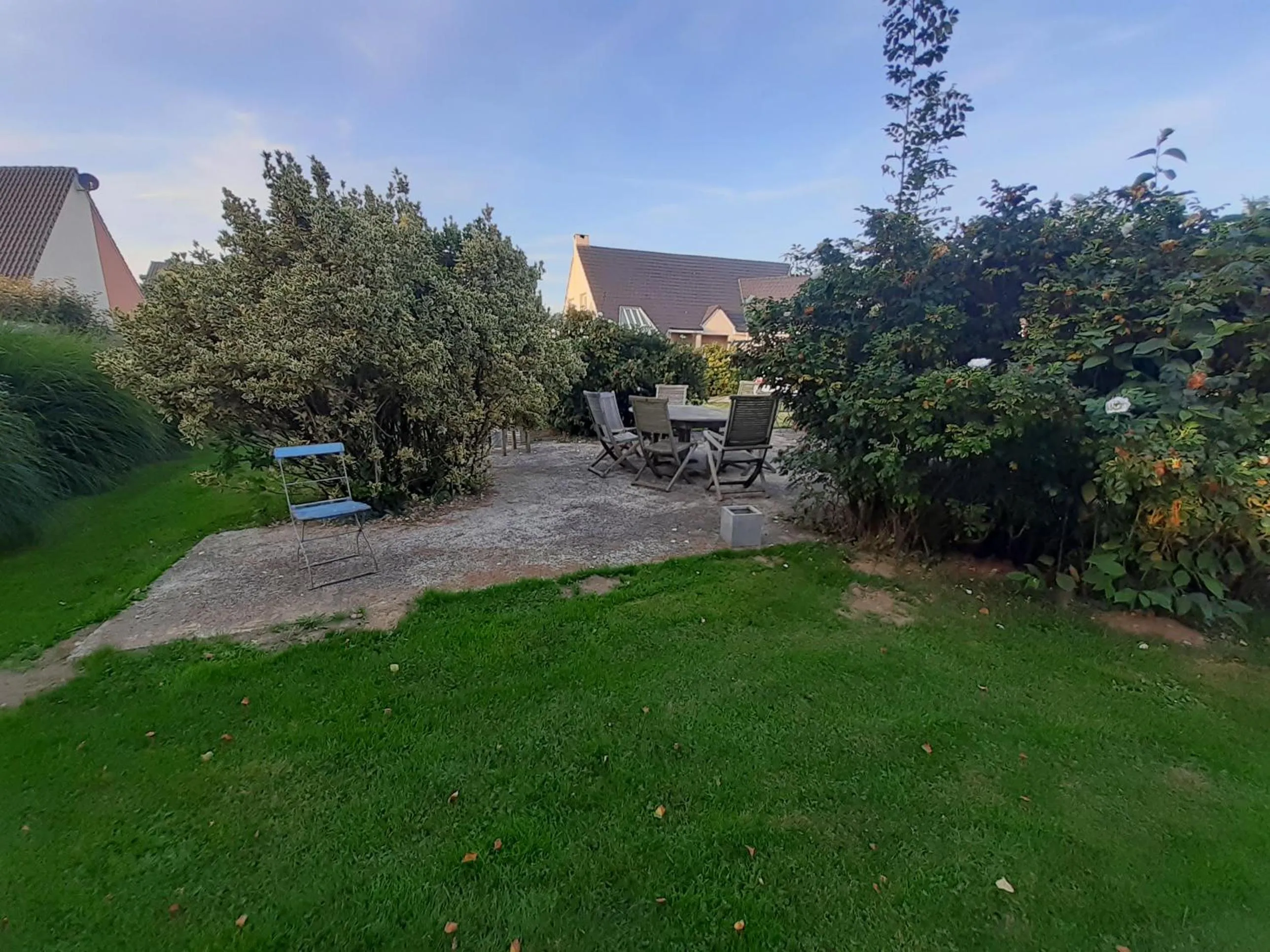 Garden in Les grandes Masures B&B