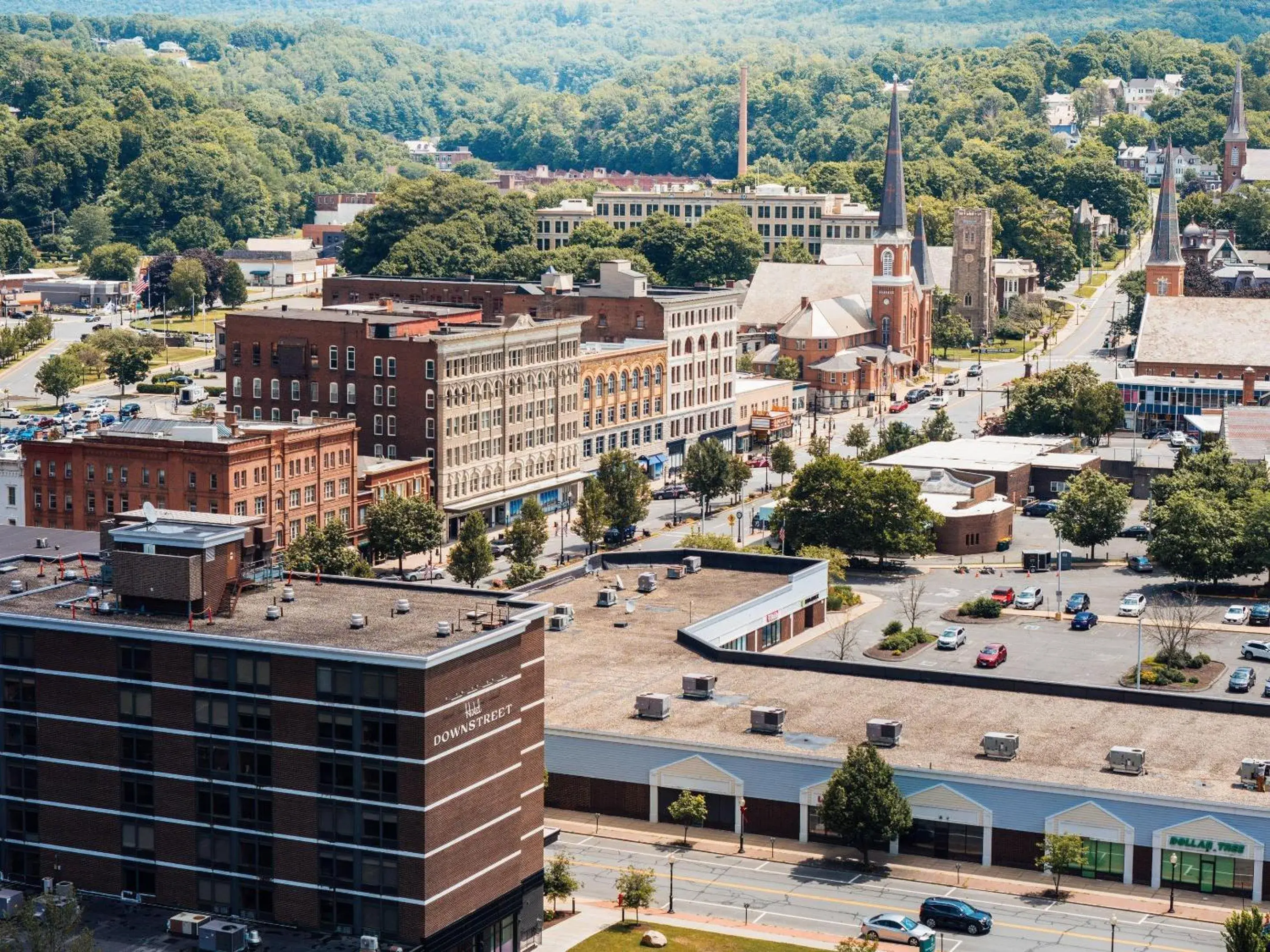 Property building in Hotel Downstreet, an Ascend Collection Hotel Property building in Hotel Downstreet, an Ascend Collection Hotel
