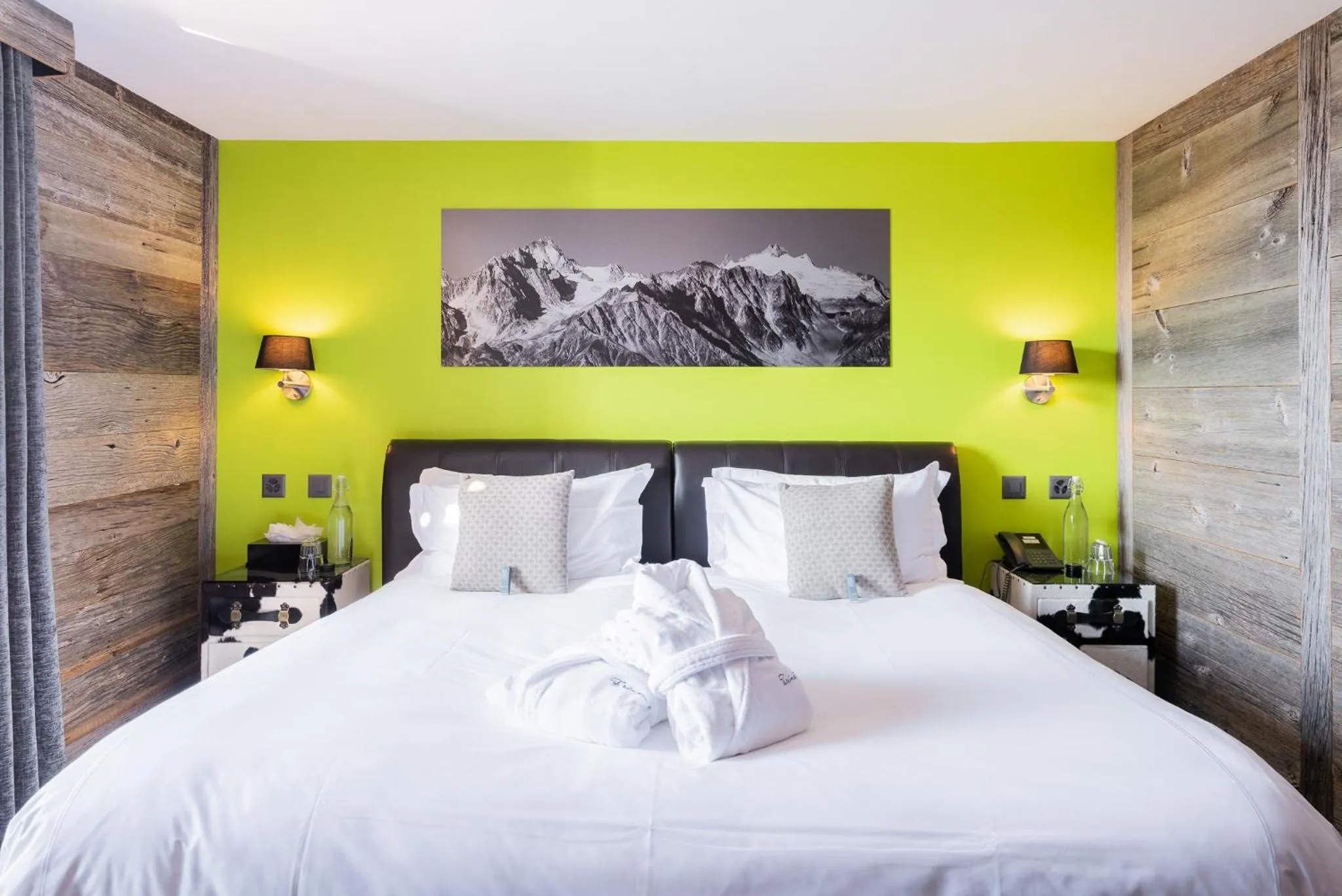 Bed in Hotel Farinet