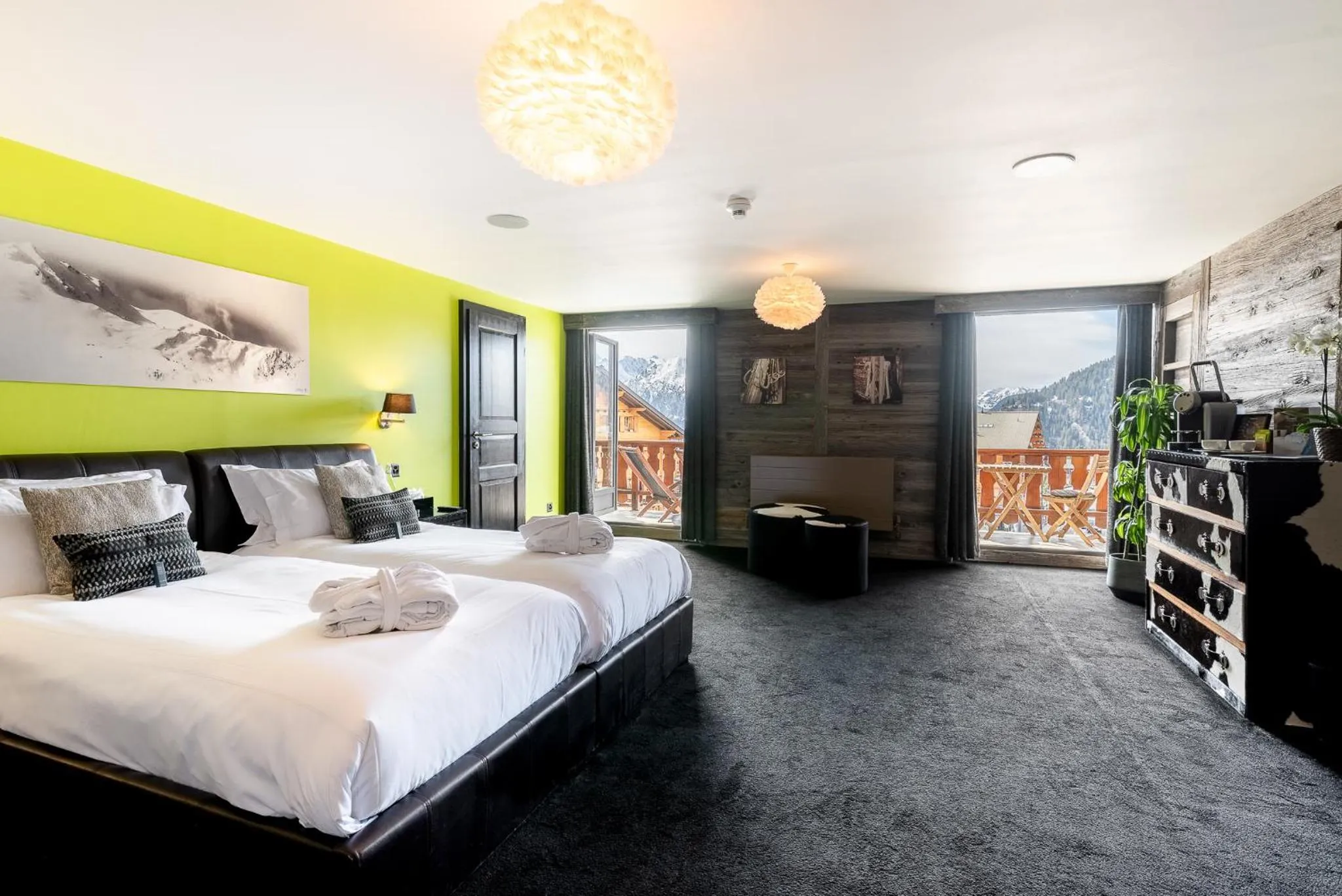 Bed in Hotel Farinet