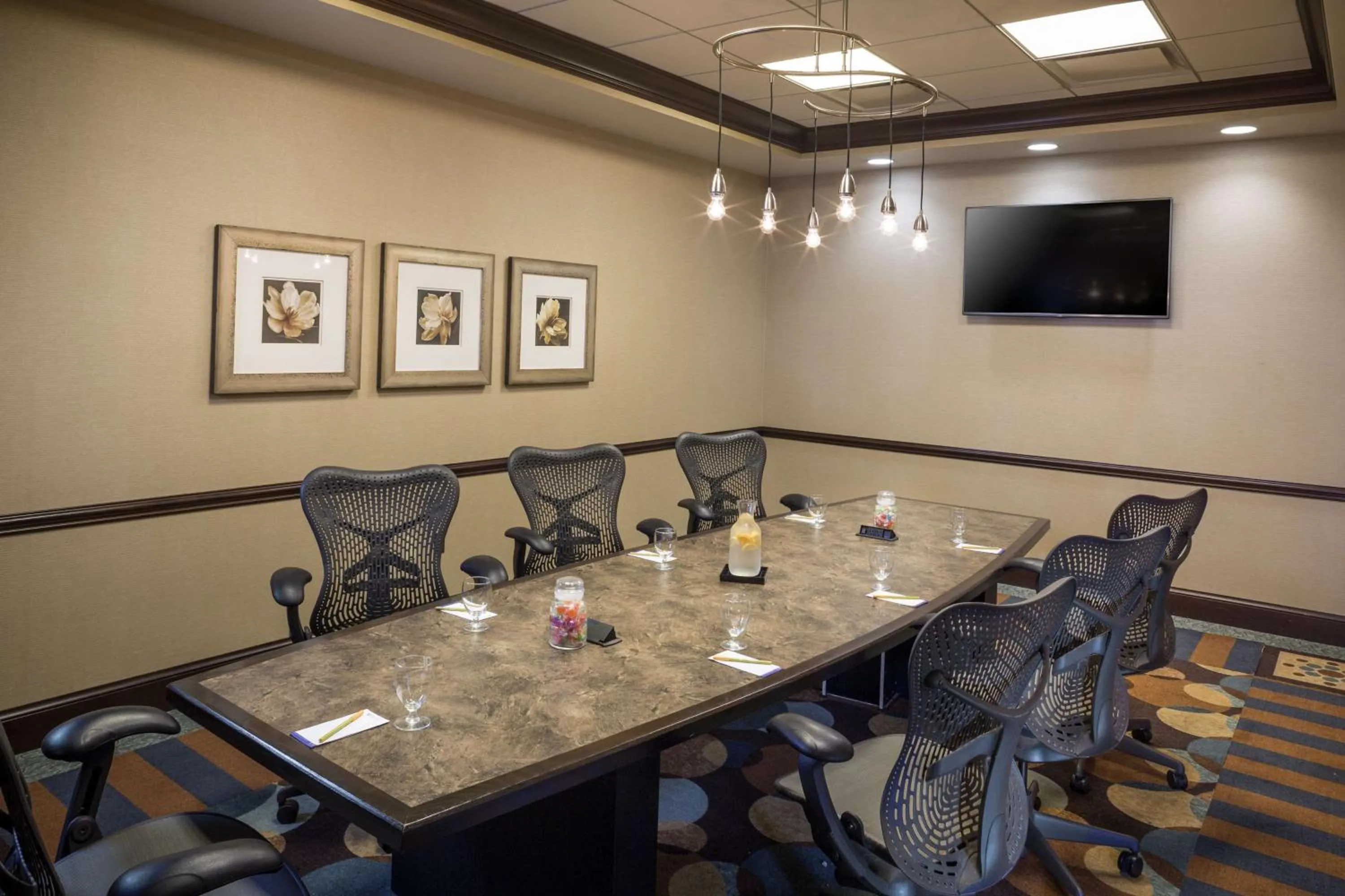 Meeting/conference room in Hilton Garden Inn Hampton Coliseum Central