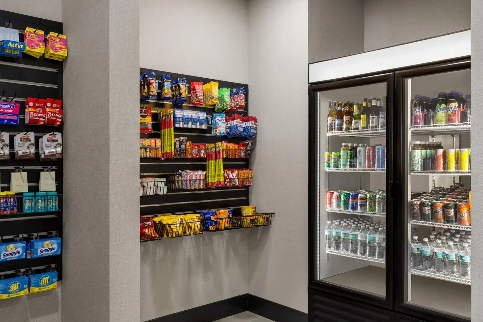 Lobby or reception in Holiday Inn Columbus-Hilliard by IHG Lobby or reception in Holiday Inn Columbus-Hilliard by IHG