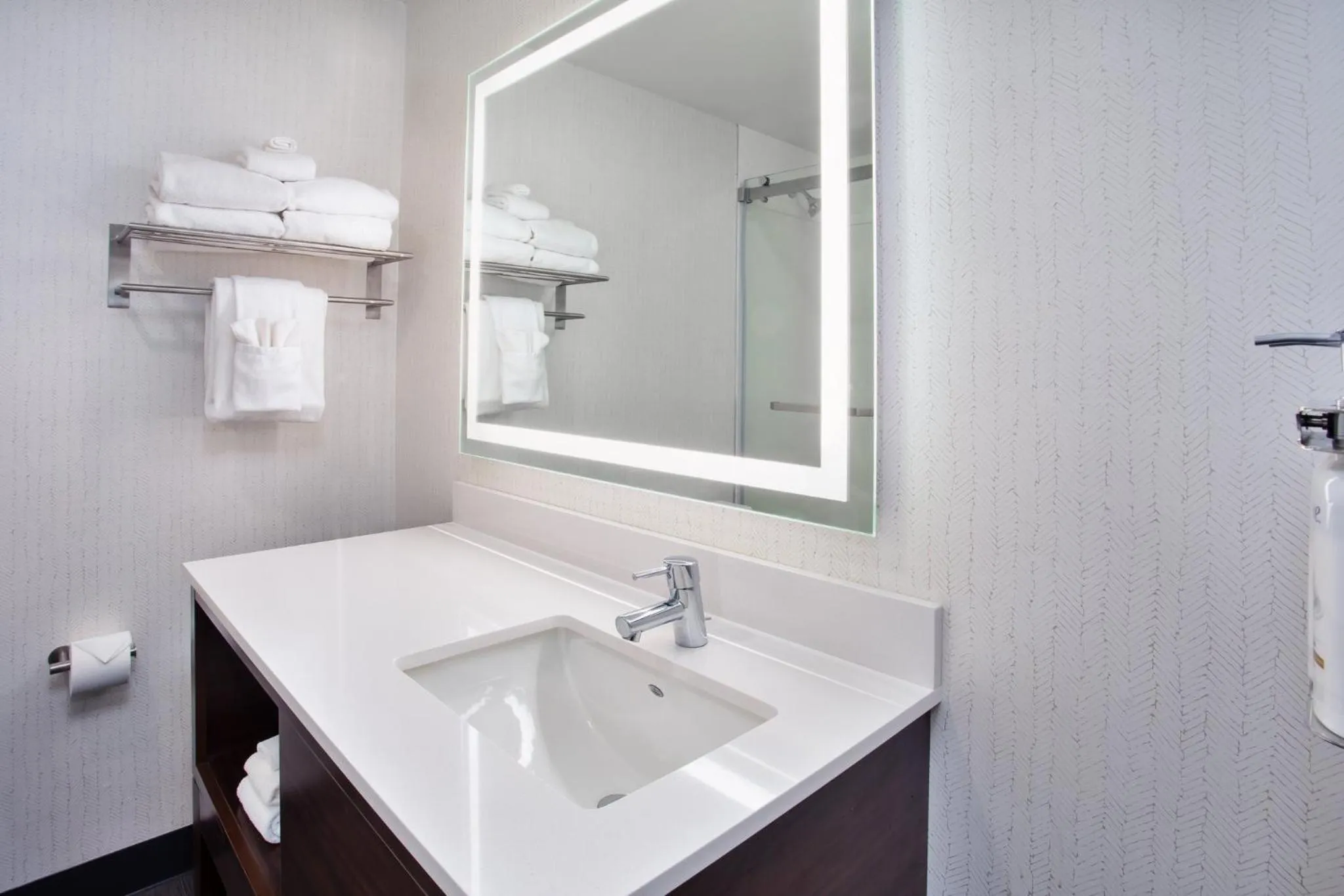 Photo of the whole room in Holiday Inn Canton-Belden Village by IHG