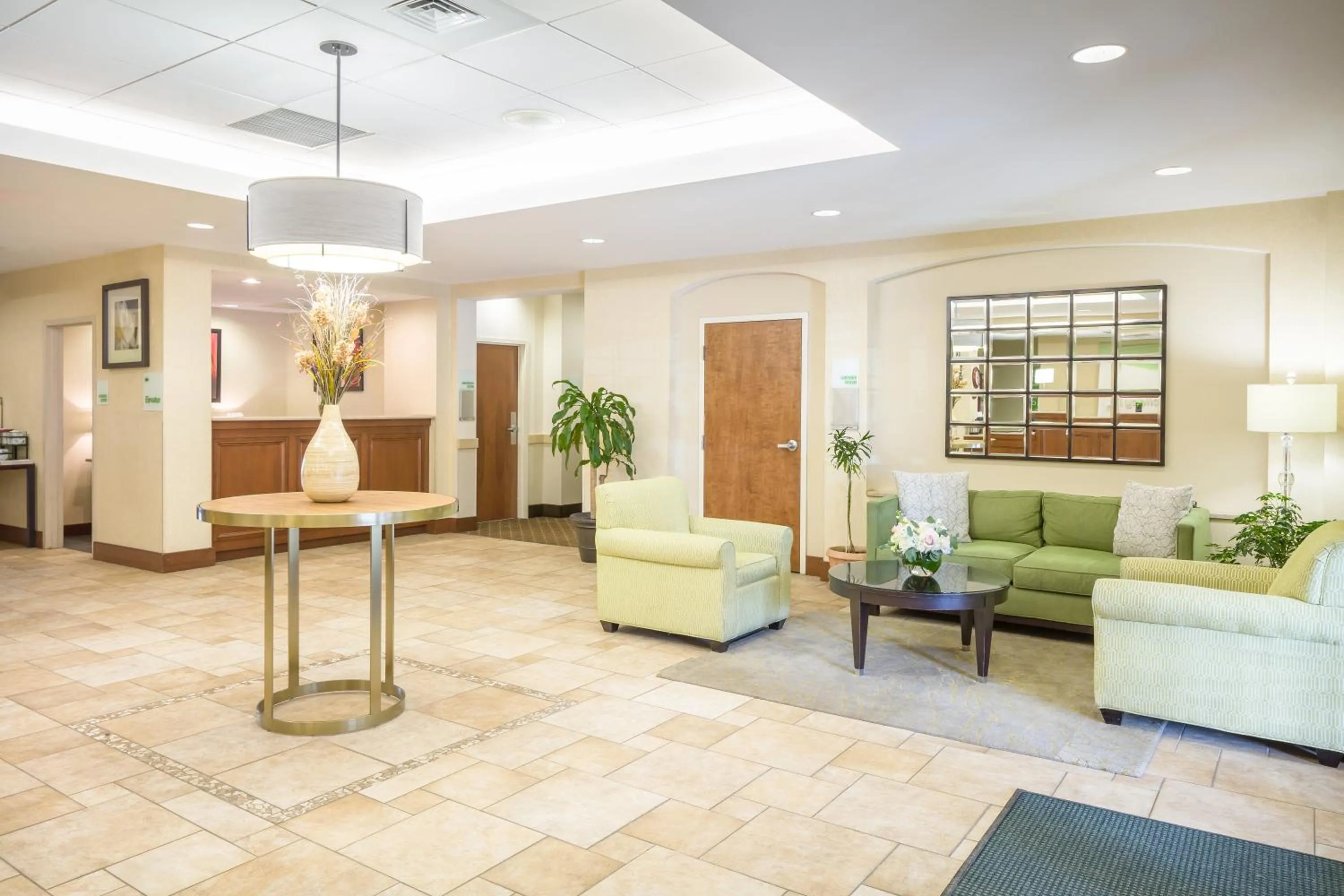 Lobby or reception in Holiday Inn Manchester Airport by IHG