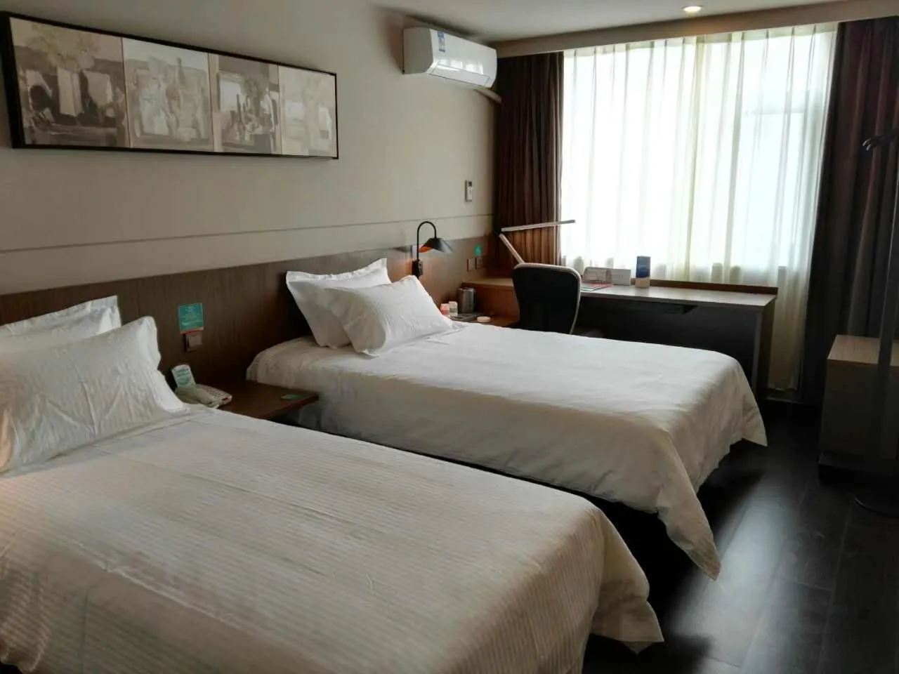 Bed in Jinjiang Inn Select Shaoxing Jiefang North Road