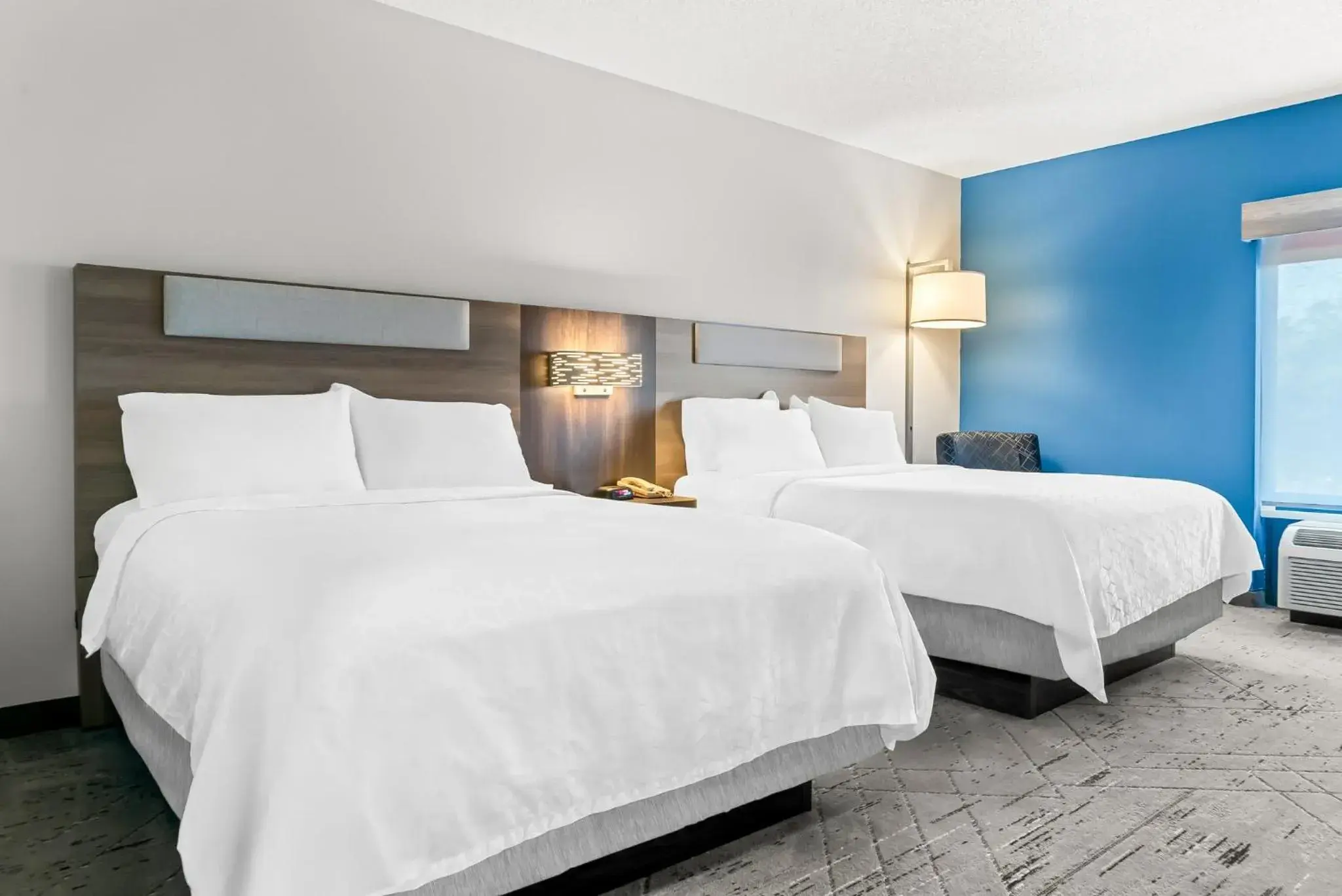 Standard Room with Two Queen Beds in Holiday Inn Express & Suites Detroit - Novi by IHG Standard Room with Two Queen Beds in Holiday Inn Express & Suites Detroit - Novi by IHG