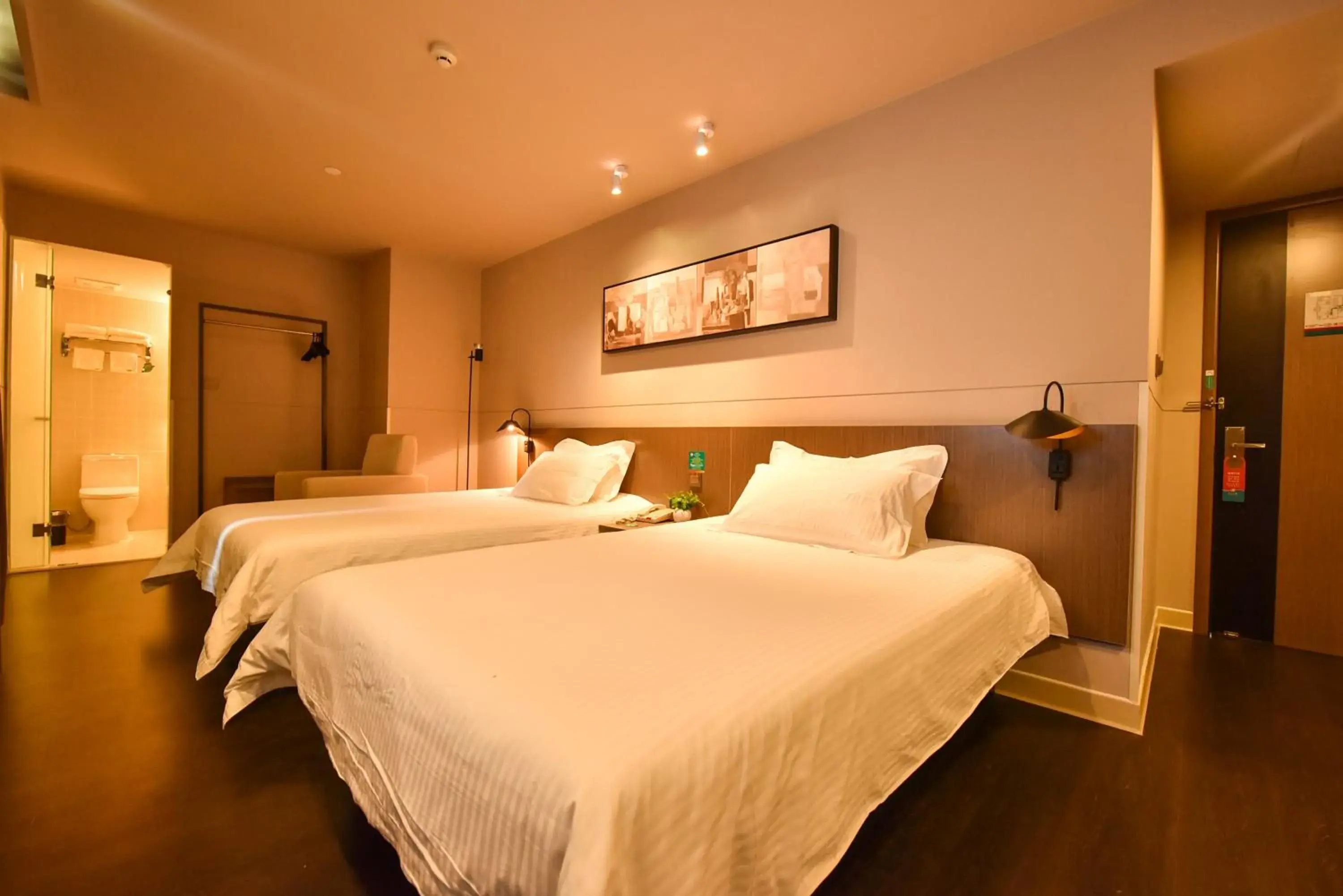 Jinjiang Inn Haikou Binhai Avenue Qilou Old Street Jinjiang Inn Haikou Binhai Avenue Qilou Old Street