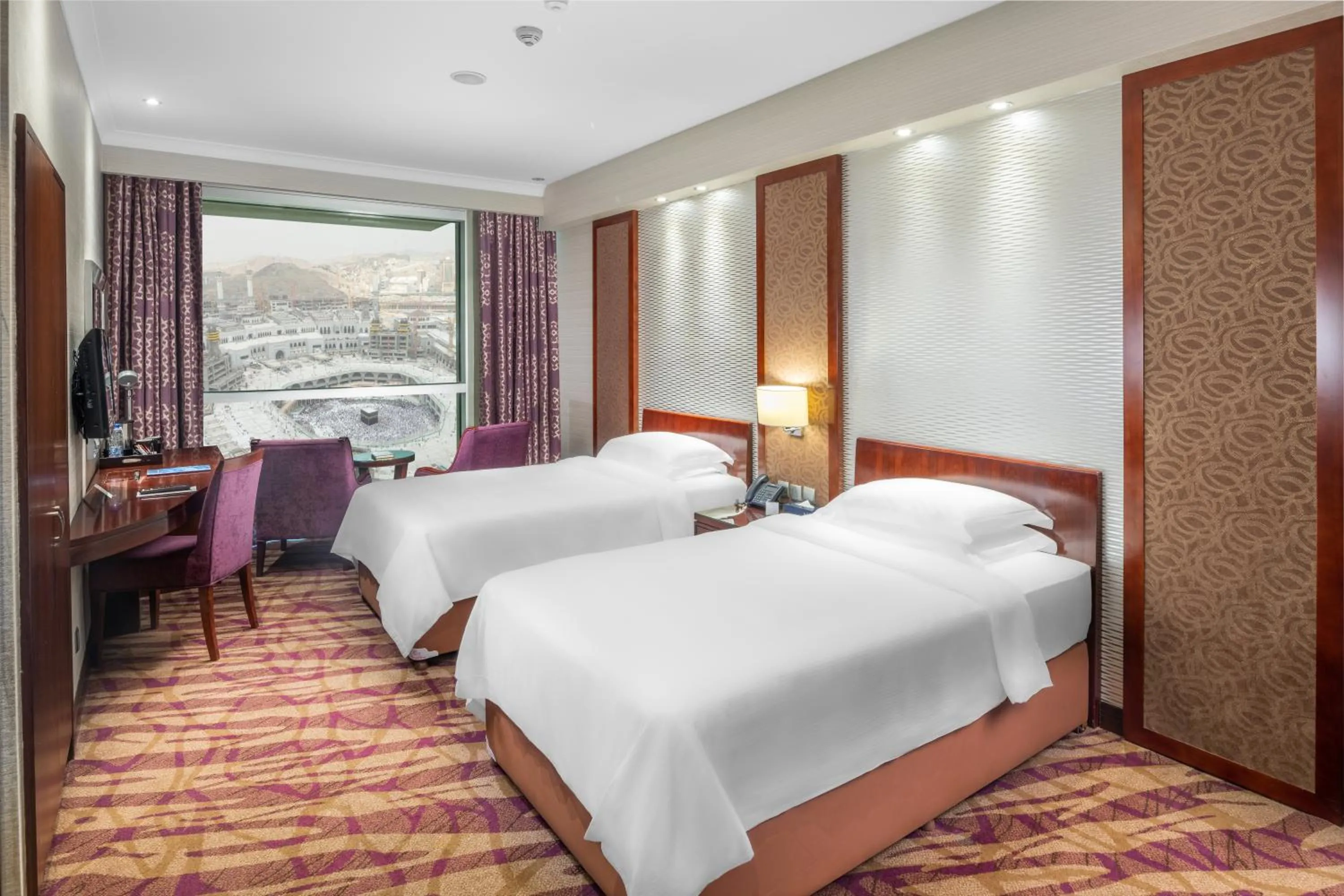 Bedroom, Bed in Al Marwa Rayhaan by Rotana - Makkah