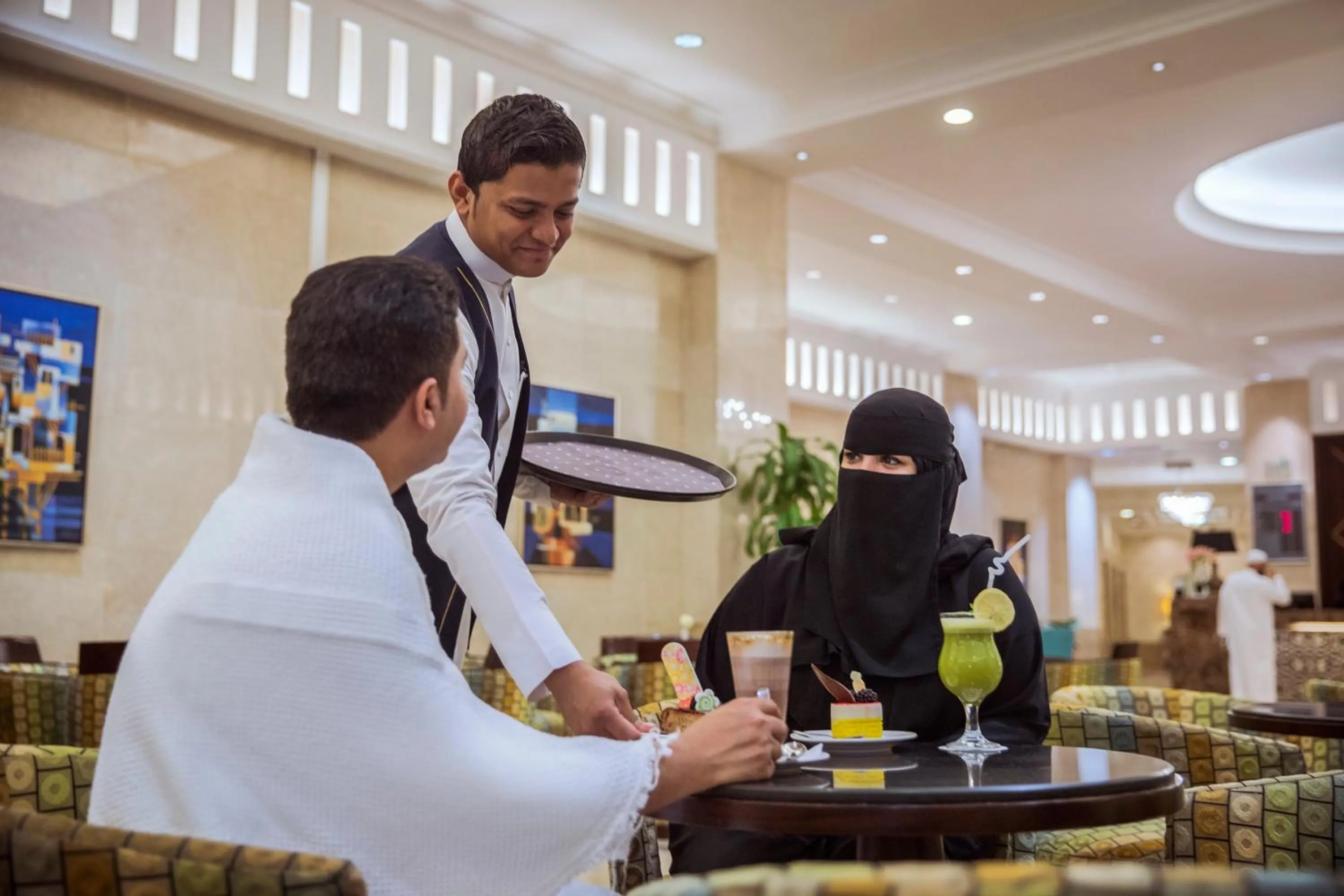 Lobby or reception in Al Marwa Rayhaan by Rotana - Makkah