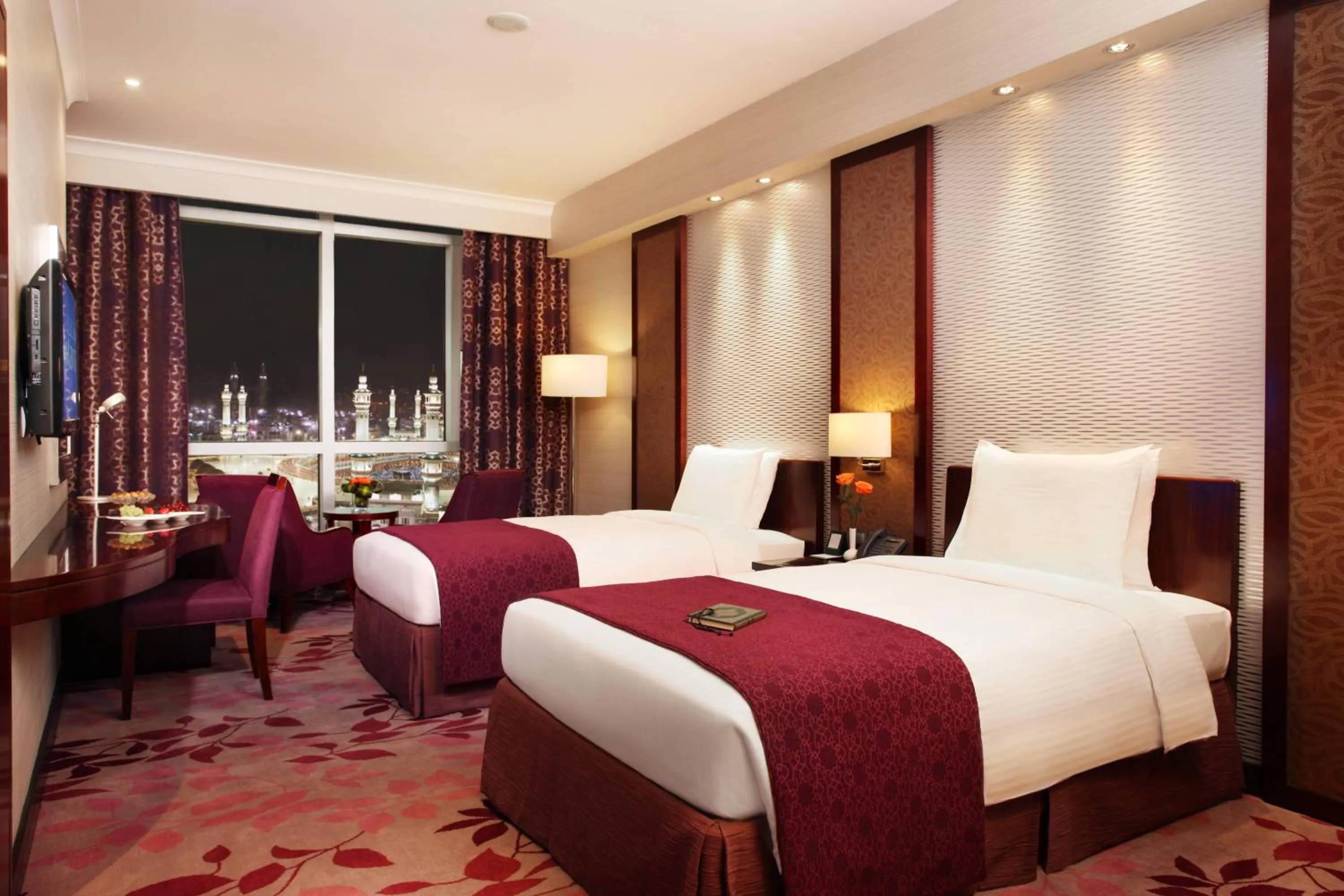 Bedroom, Bed in Al Marwa Rayhaan by Rotana - Makkah
