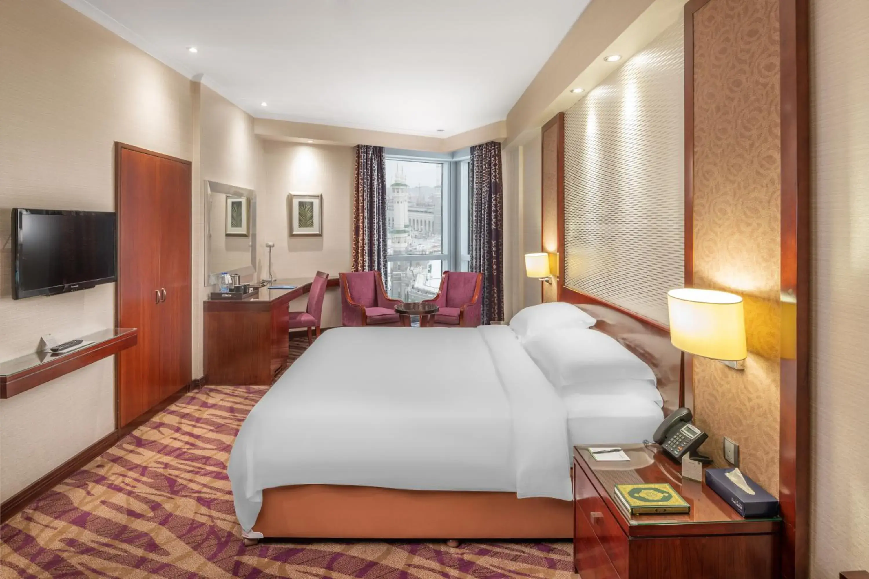 Bedroom, Bed in Al Marwa Rayhaan by Rotana - Makkah Bedroom, Bed in Al Marwa Rayhaan by Rotana - Makkah