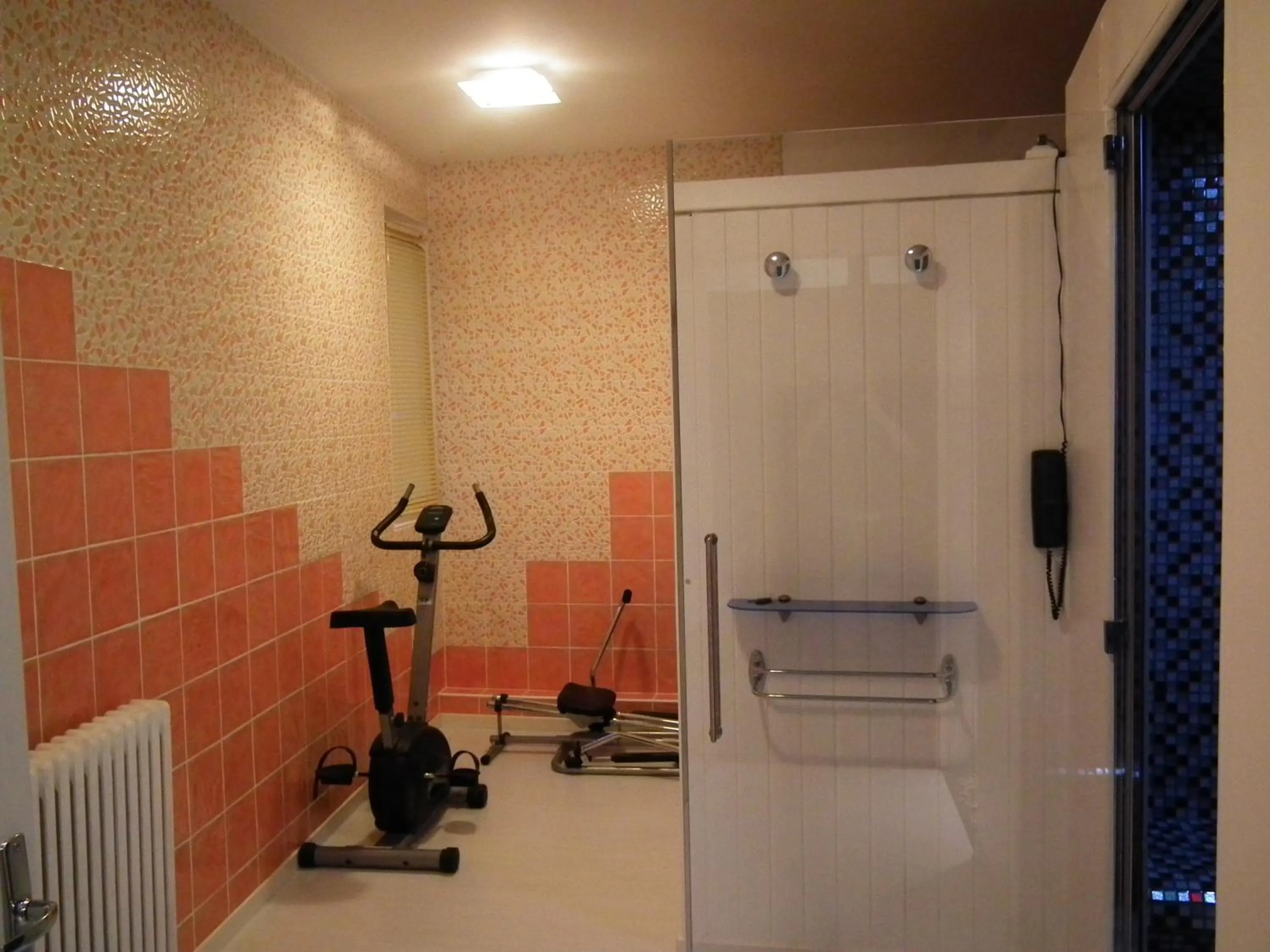 Spa and wellness centre/facilities in Logis Cosy - Hôtel Le Moulin Neuf - Chantonnay