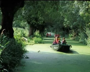 Facade/entrance in Logis Cosy - Hôtel Le Moulin Neuf - Chantonnay