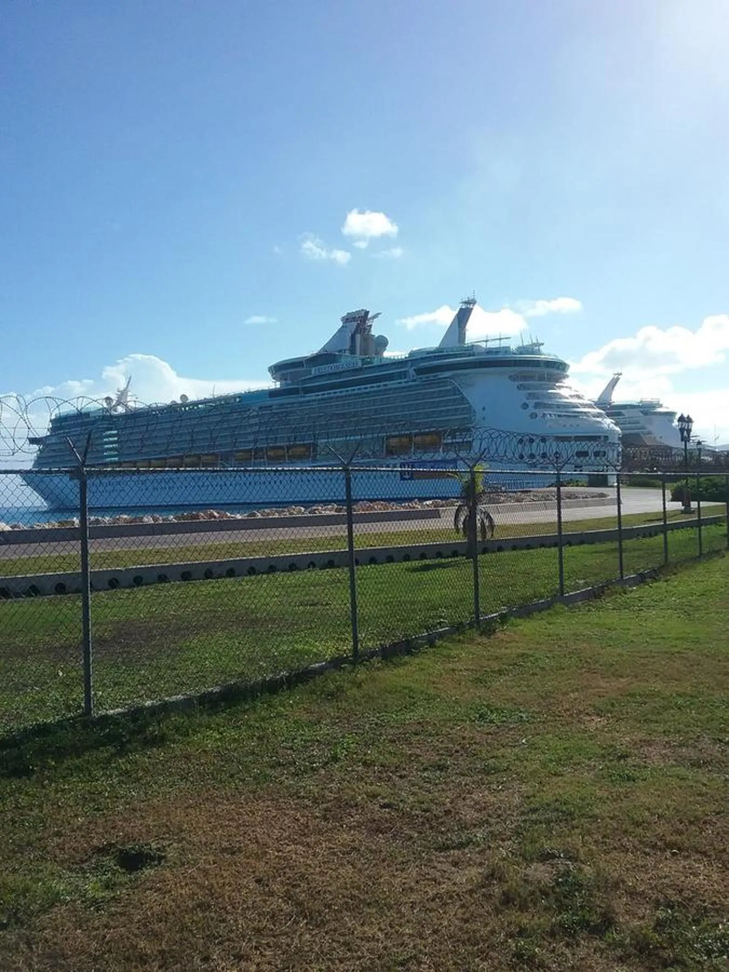 Area and facilities in Cheerful 2-Bedroom Home in Falmouth Garden