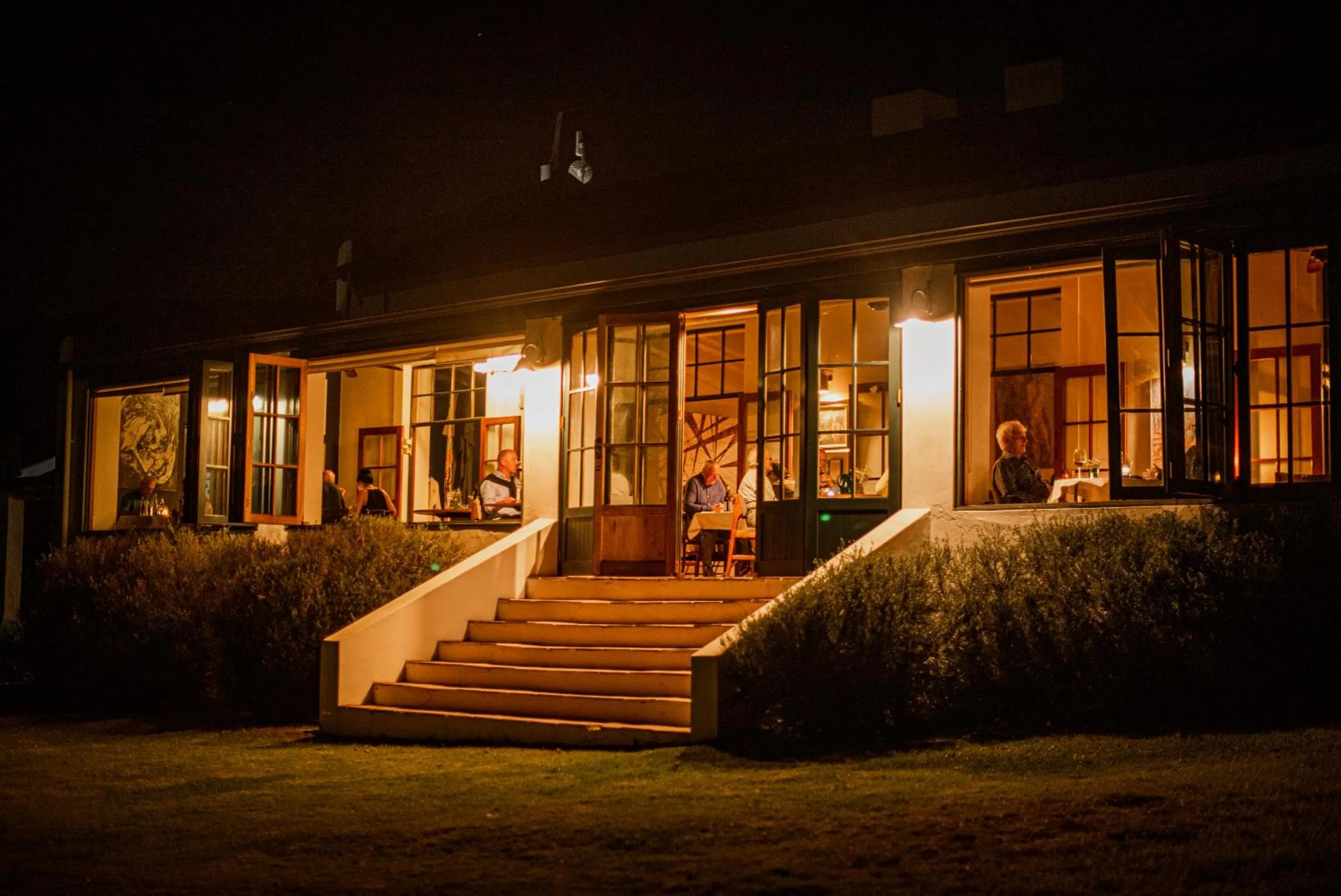 Restaurant/places to eat in Stanford Valley Country Lodge