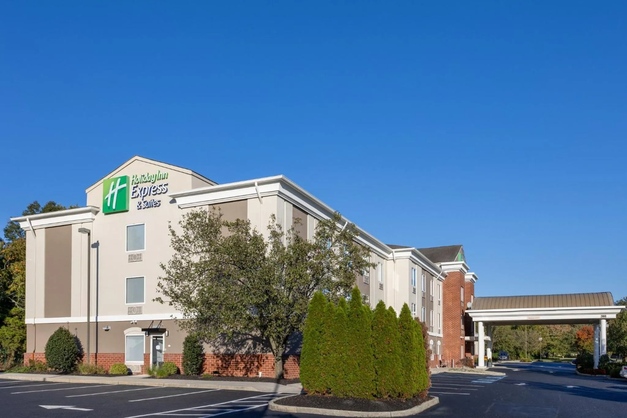 Property building in Holiday Inn Express Hotel & Suites Vineland Millville by IHG